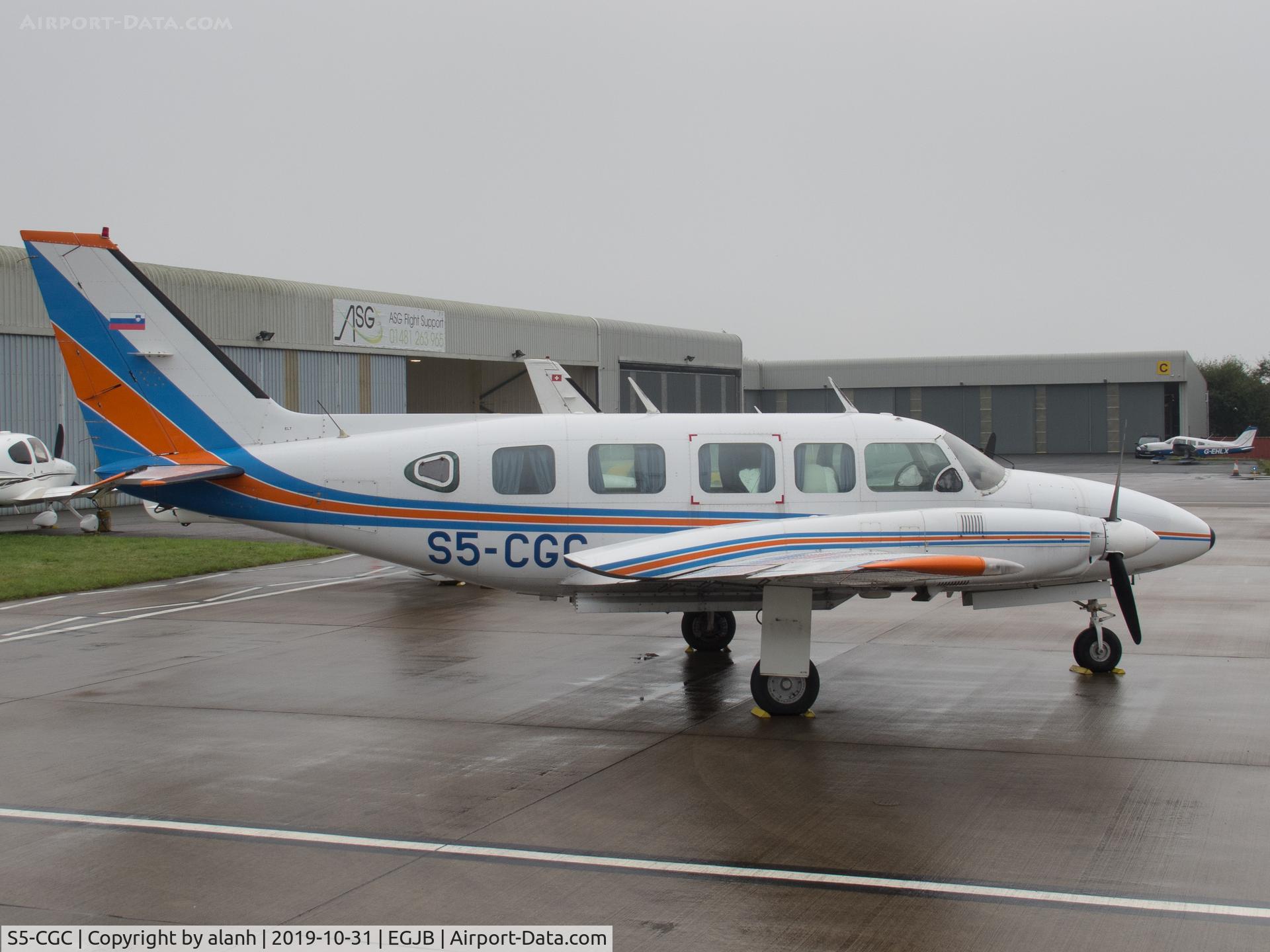 S5-CGC, 1979 Piper PA-31-350 Navajo Chieftain Chieftain C/N 31-7952153, Parked at ASG, Guernsey