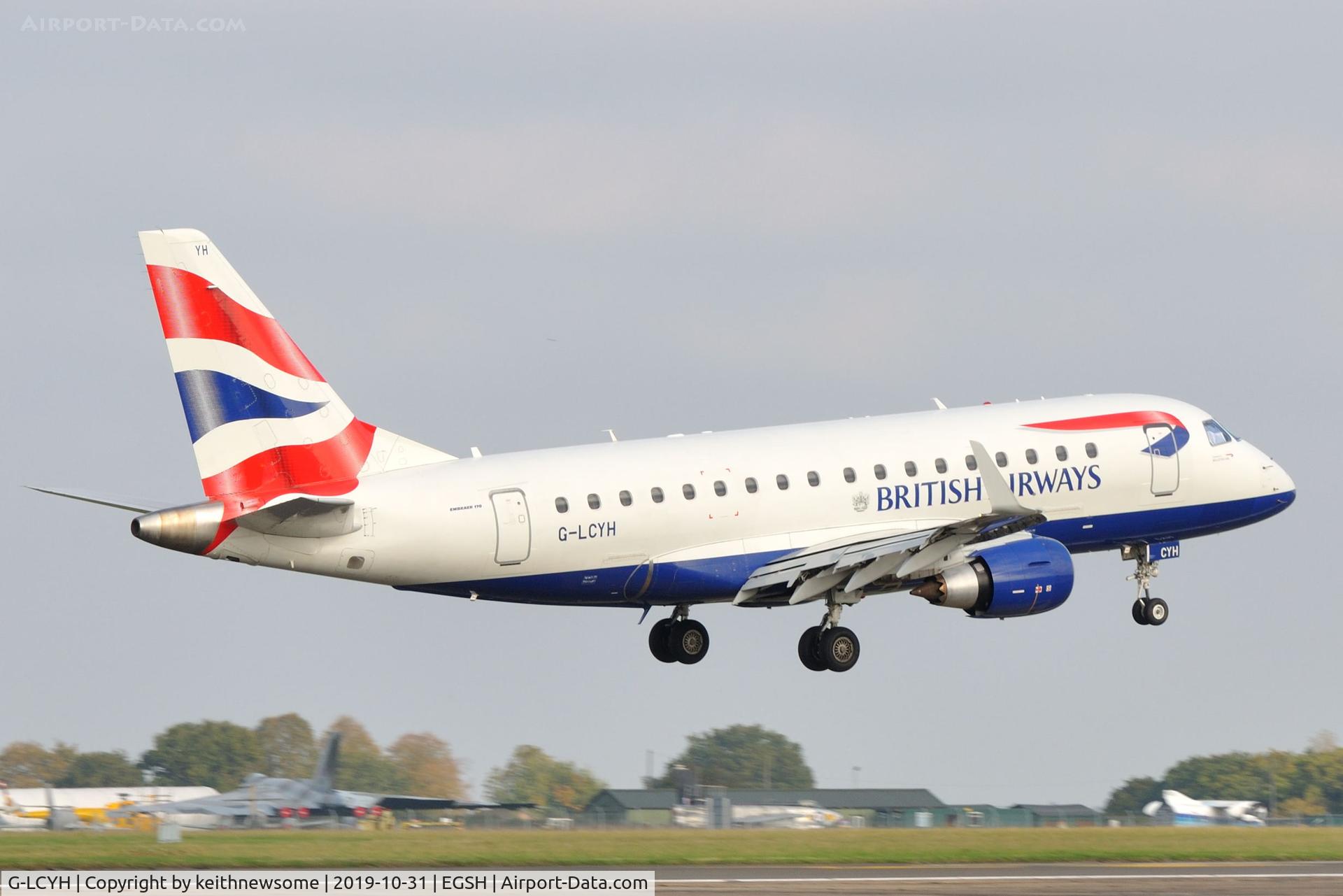 G-LCYH, 2009 Embraer 170STD (ERJ-170-100STD) C/N 17000302, Crew training duties.