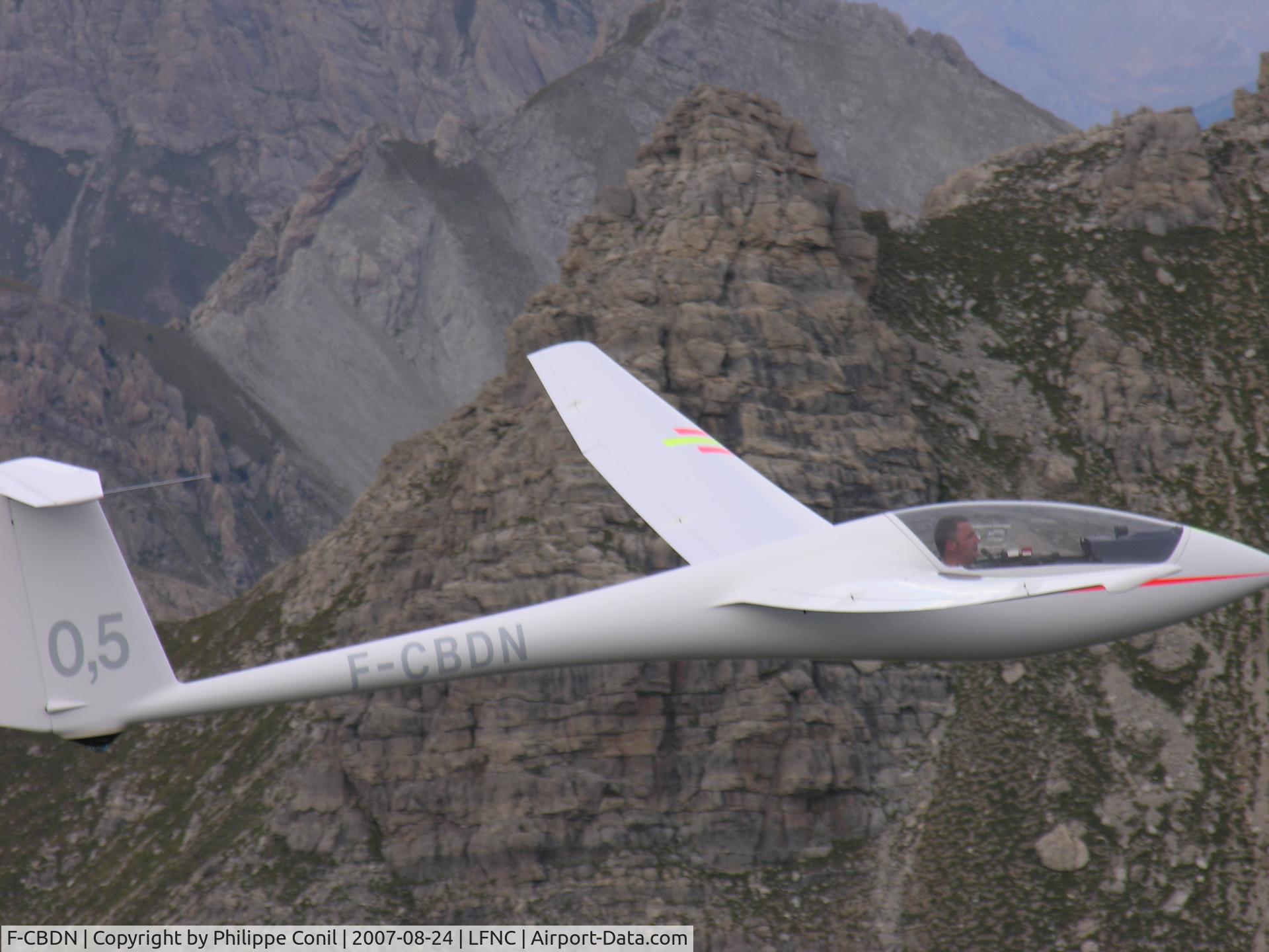 F-CBDN, Schleicher ASW-20C C/N 20761, F-CBDN sur Prachaval 2554 m/ 8400 ft