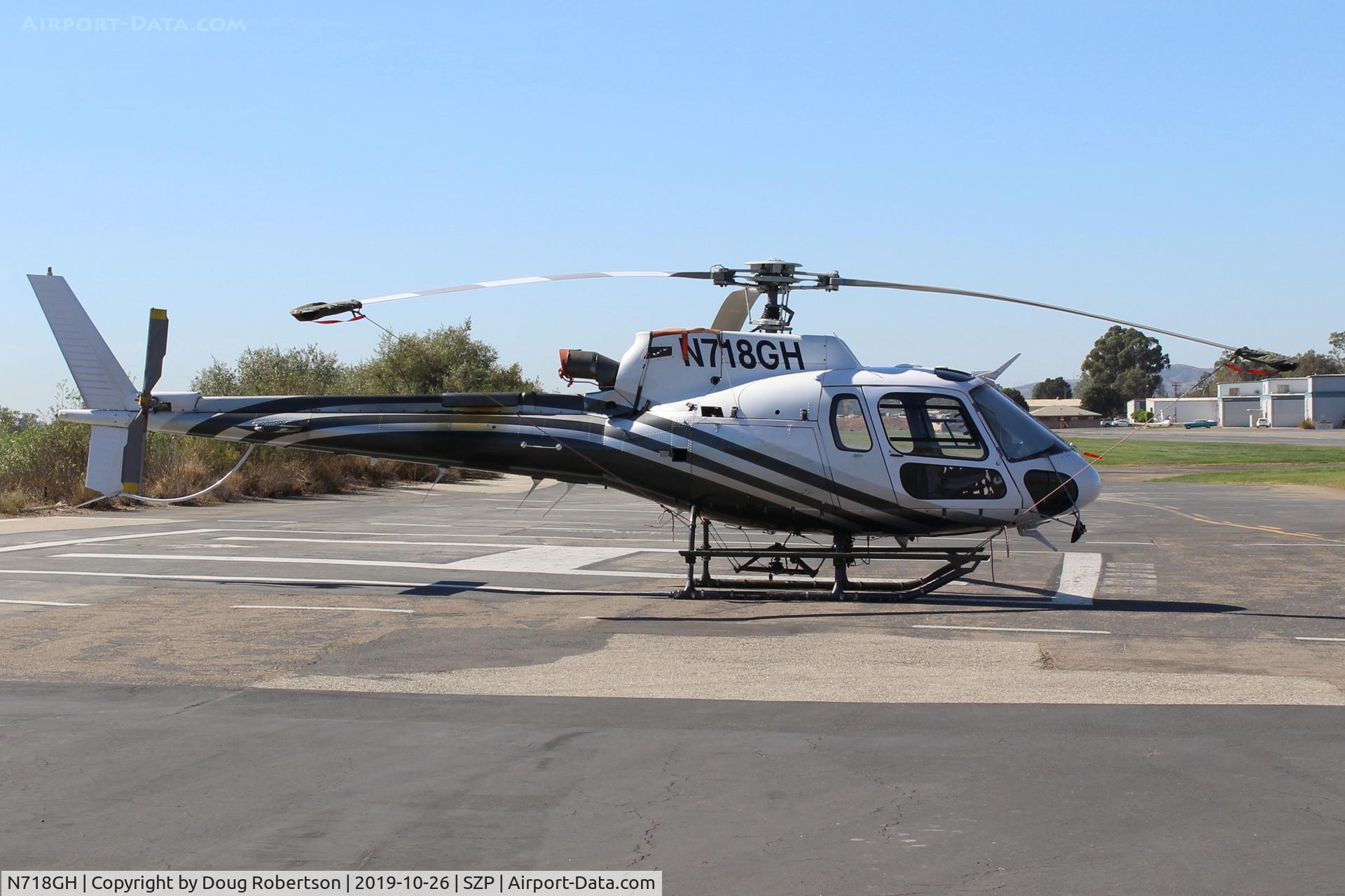 N718GH, 2001 Eurocopter AS-350B-3 Ecureuil Ecureuil C/N 3435, 2001 Eurocopter ARRIEL AS 350 B3 ECUREUIL, one Turbomecha 2B1 Turbo-shaft 847 SHP, on helicopter ramp 