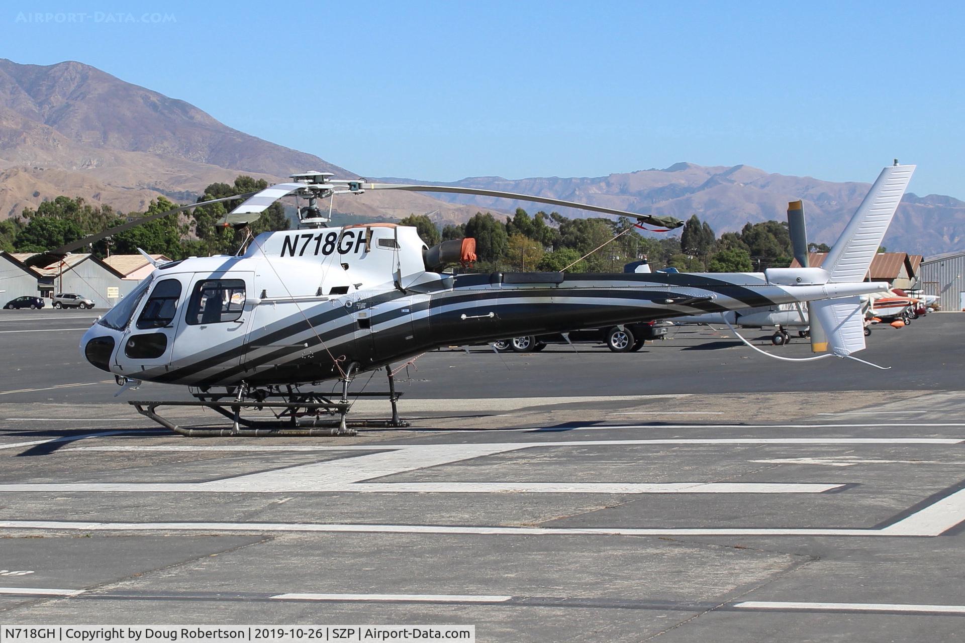 N718GH, 2001 Eurocopter AS-350B-3 Ecureuil Ecureuil C/N 3435, 2001 Eurocopter ARRIEL AS 350 B3 ECUREUIL, Turbomecha 2B1 Turbo-shaft, 847 Shaft Horsepower, on Helicopter ramp