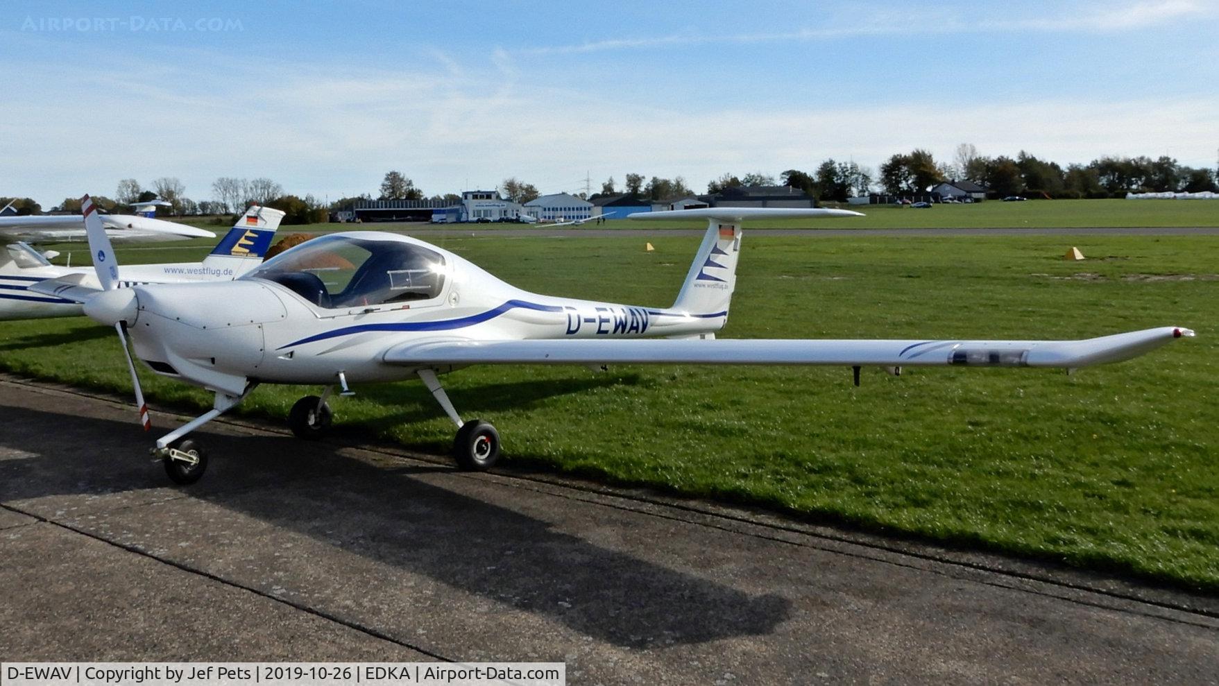 D-EWAV, 1996 Diamond DA-20-A1 Katana C/N 10164, Westflug at Aachen.