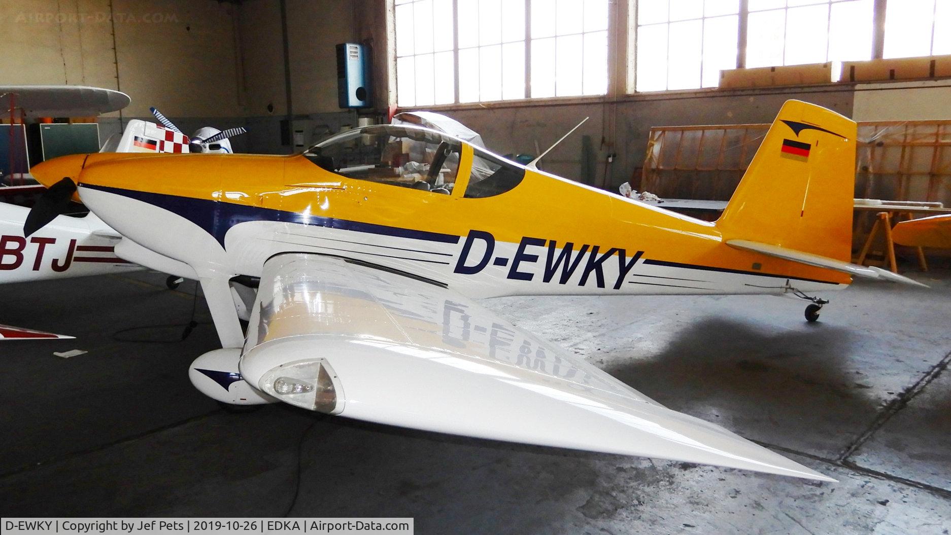 D-EWKY, Vans RV-7 C/N 70359, At Aachen.