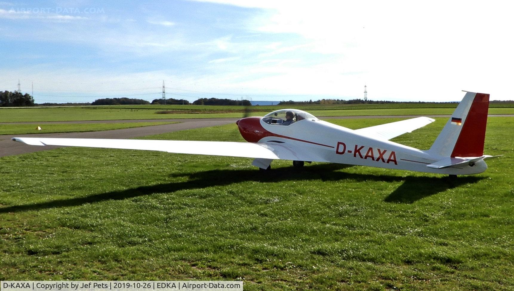 D-KAXA, 1975 Schleicher ASK-16 C/N 16032, At Aachen.