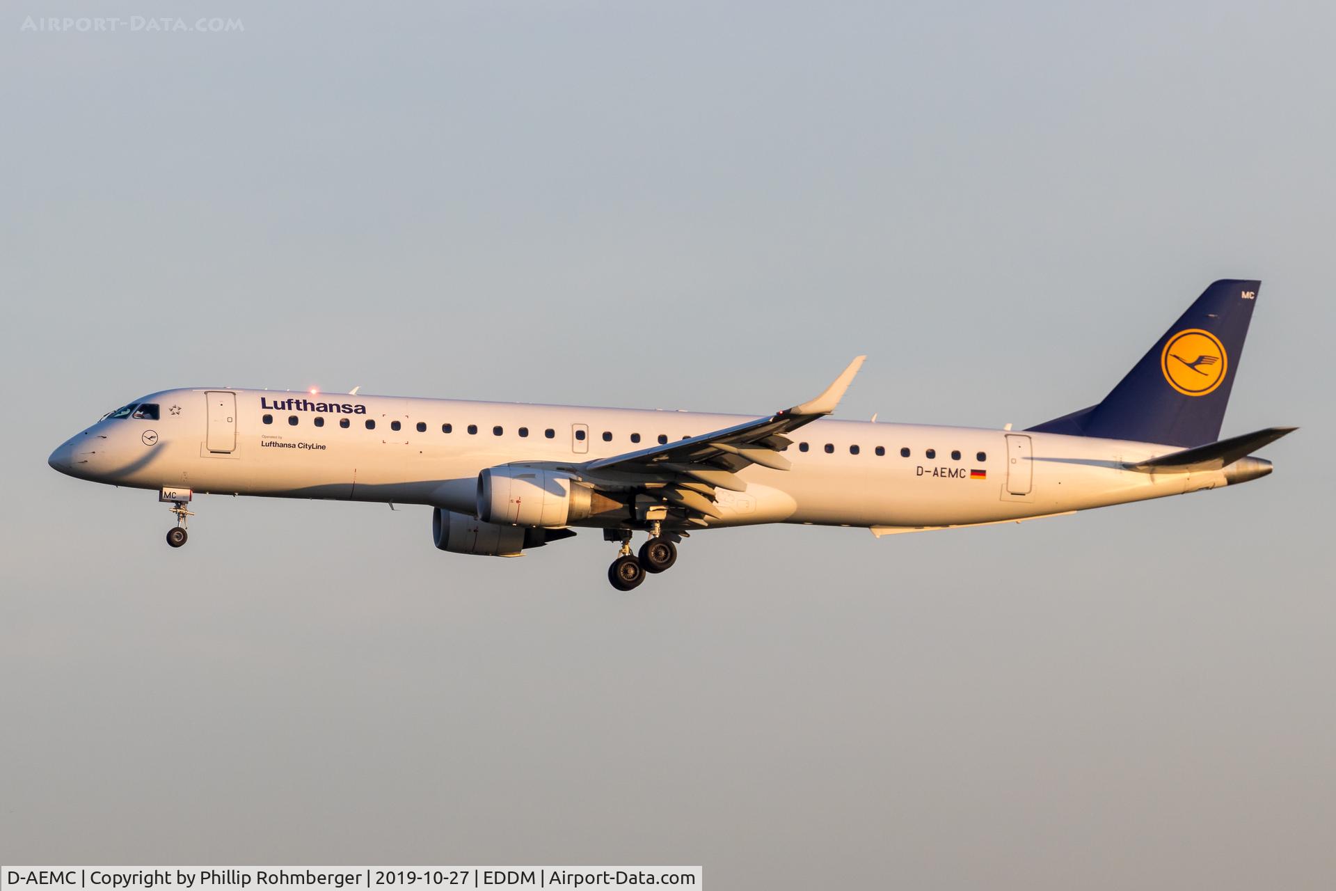 D-AEMC, 2009 Embraer 195LR (ERJ-190-200LR) C/N 19000300, approaching EDDM in the morning.