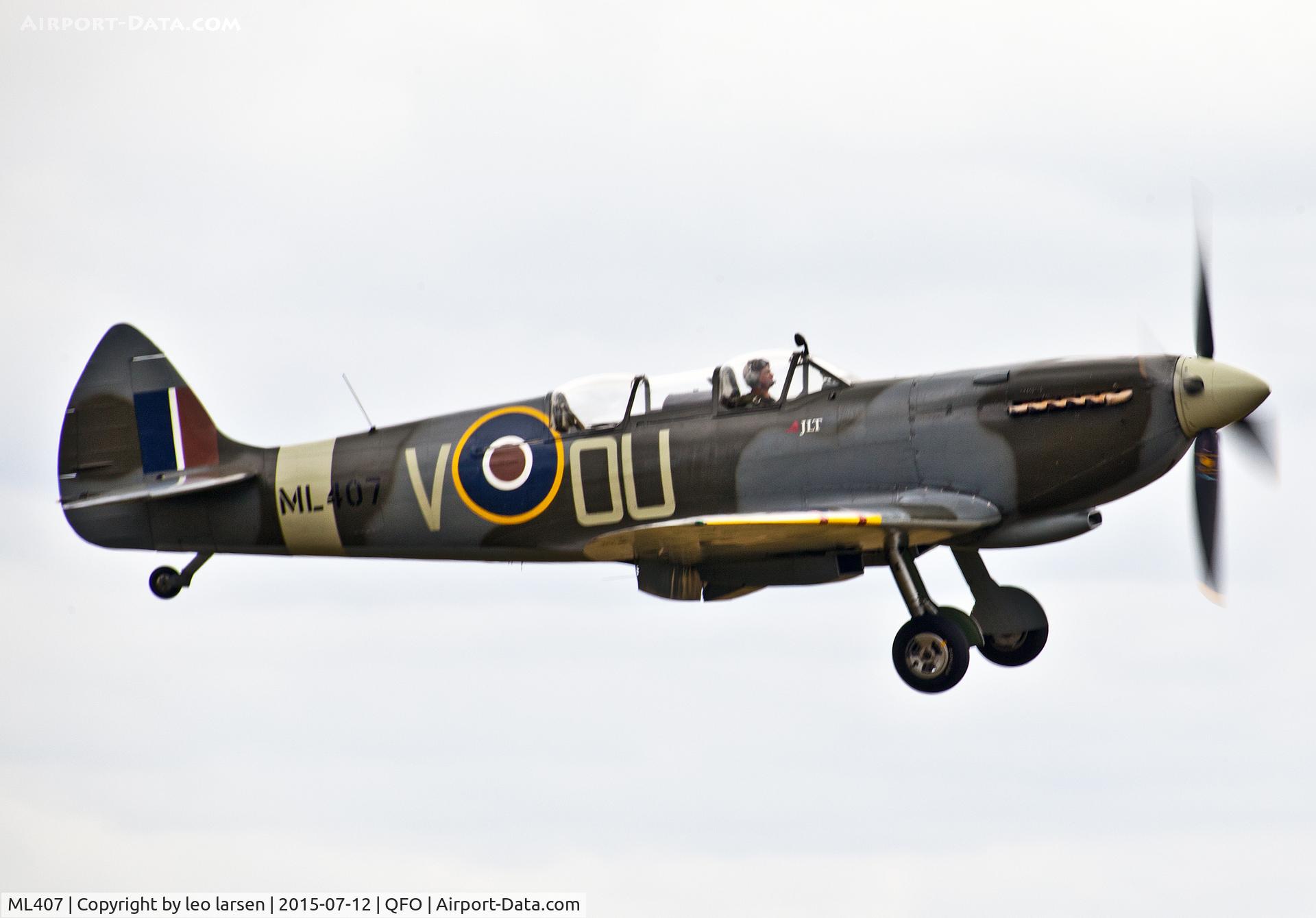 ML407, 1944 Supermarine 509 Spitfire LF.IX (T.IX) C/N CBAF.8463, Duxford 12.7.2015