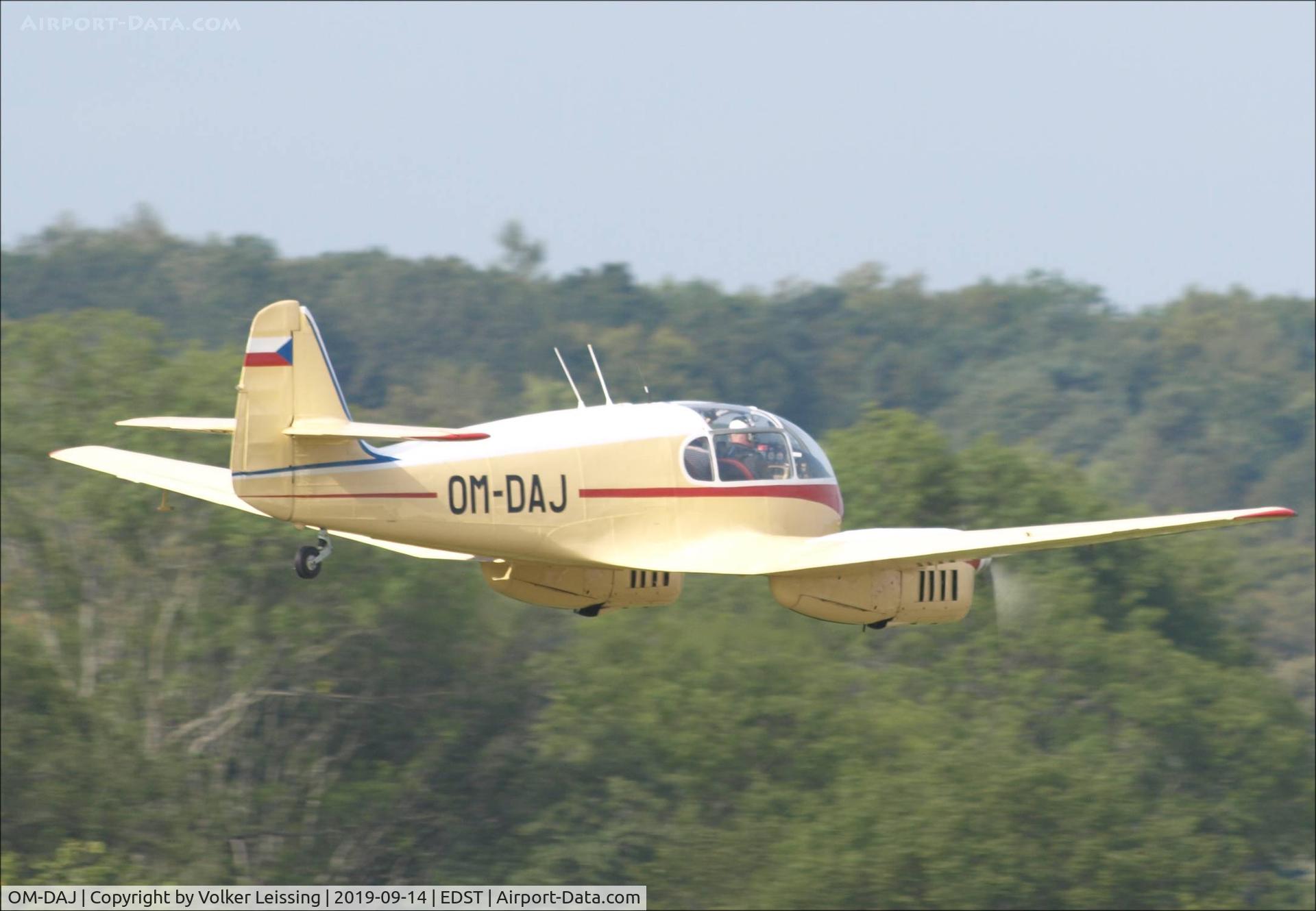 OM-DAJ, 1959 Let Ae-145 Super Aero 145 C/N 171911, flypass at ott19