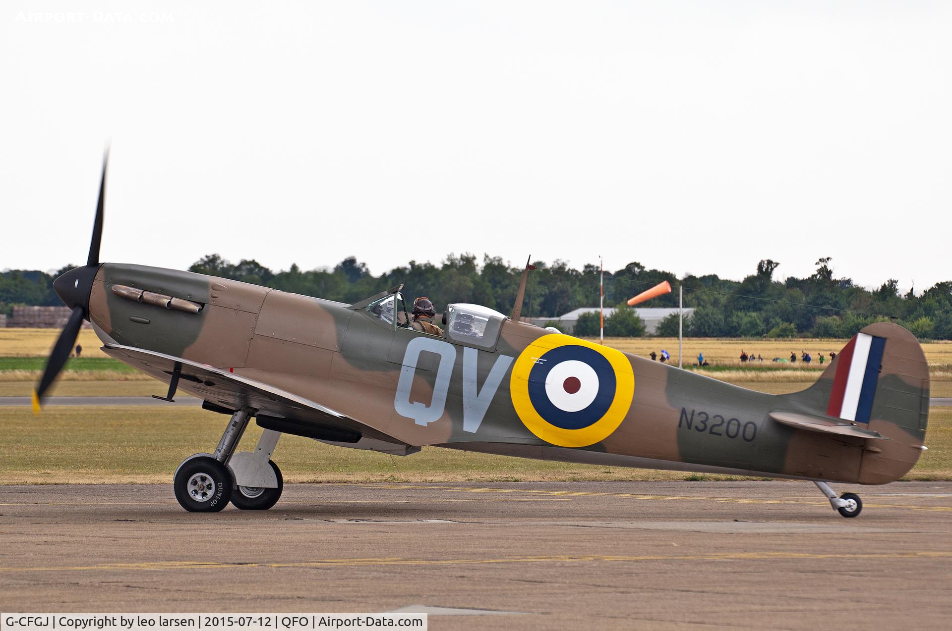 G-CFGJ, 1939 Supermarine Spitfire 1 C/N 441, Duxford 12.7.2015