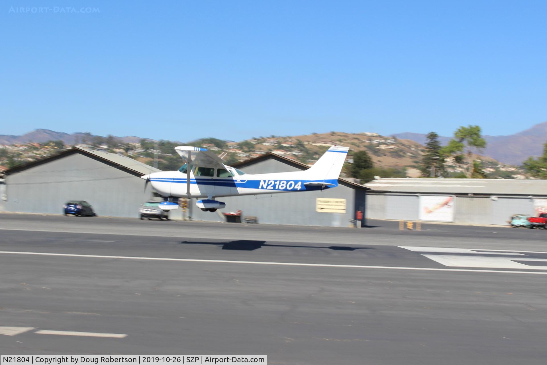 N21804, 1974 Cessna 172M C/N 17264026, 1974 Cessna 172M SKYHAWK, Lycoming O-320-E2D 150 Hp, landing Rwy 22