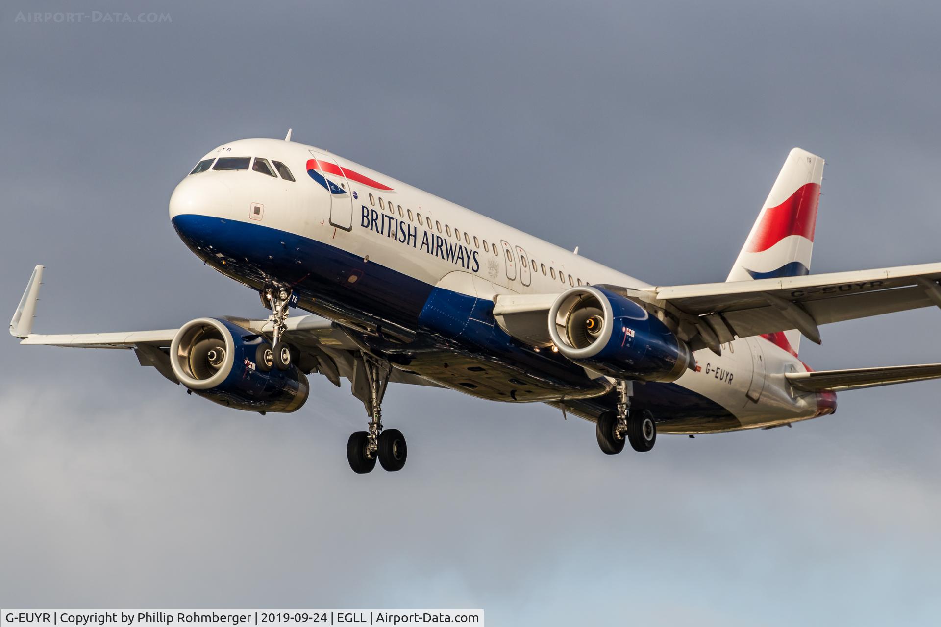 G-EUYR, 2013 Airbus A320-232 C/N 5856, approaching EGLL.