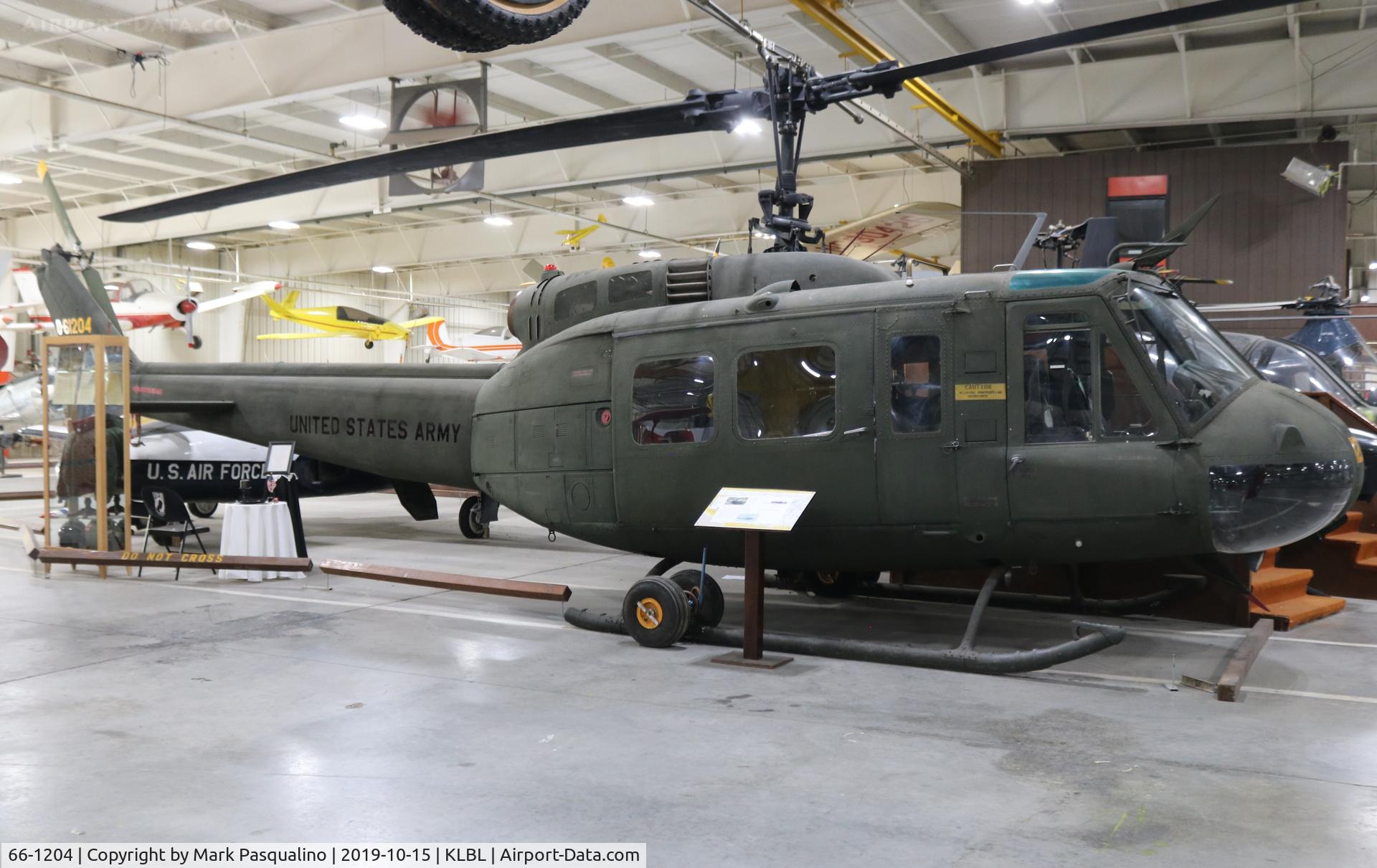 66-1204, 1966 Bell UH-1H C/N 5687, Bell UH-1H