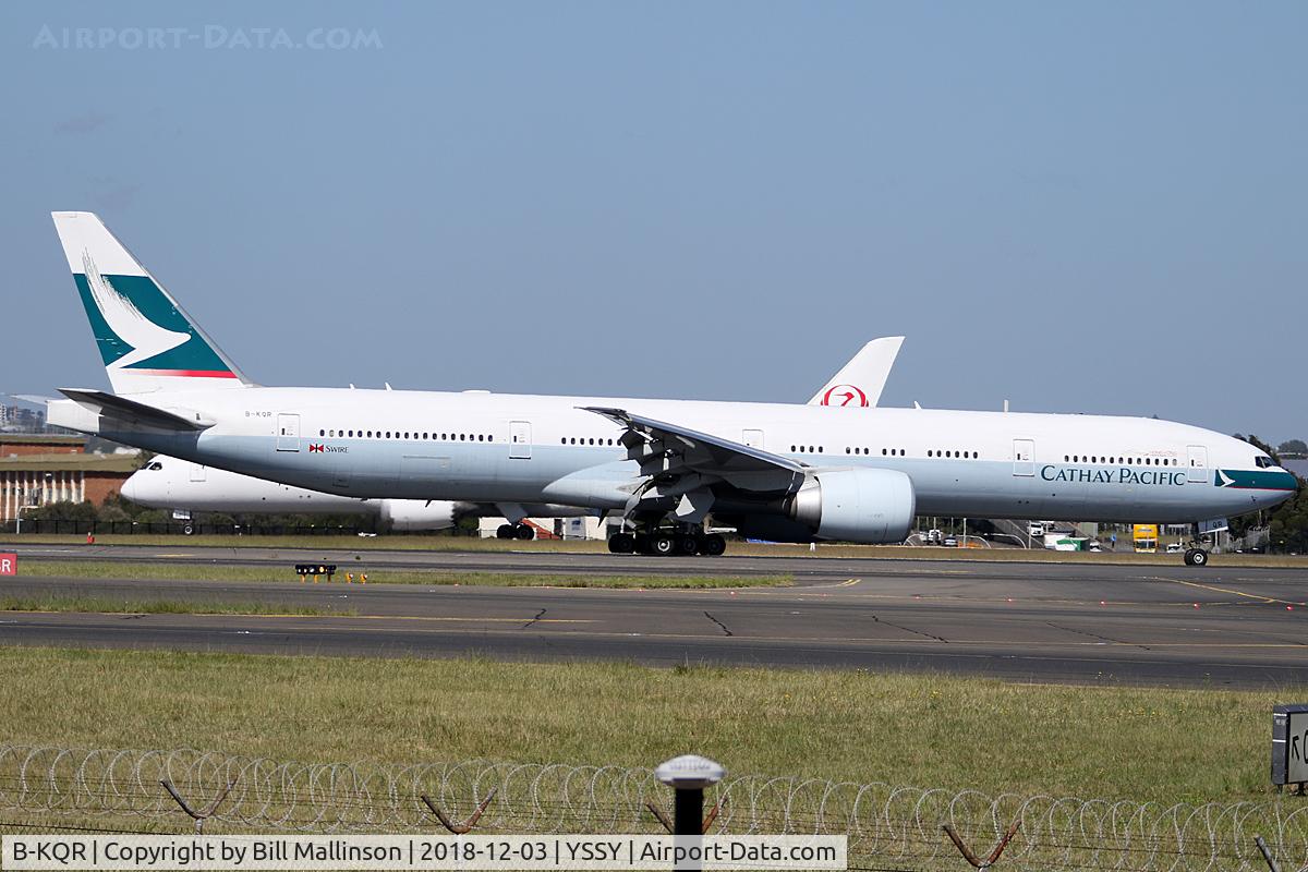 B-KQR, 2014 Boeing 777-367/ER C/N 41759, TAXI FROM 34L