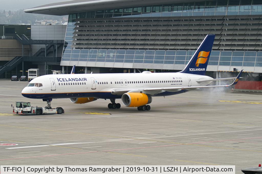 TF-FIO, 1999 Boeing 757-208 C/N 29436, Icelandair Boeing 757-200