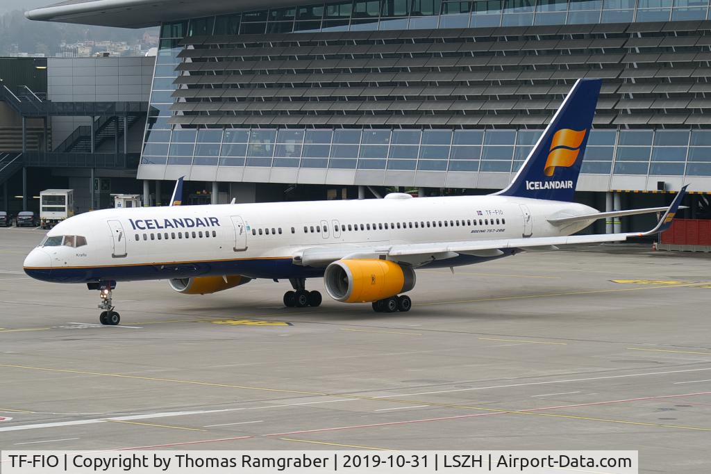 TF-FIO, 1999 Boeing 757-208 C/N 29436, Icelandair Boeing 757-200