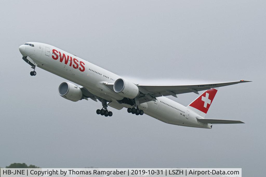 HB-JNE, 2016 Boeing 777-3DE/ER C/N 44586, SWISS Boeing 777-300