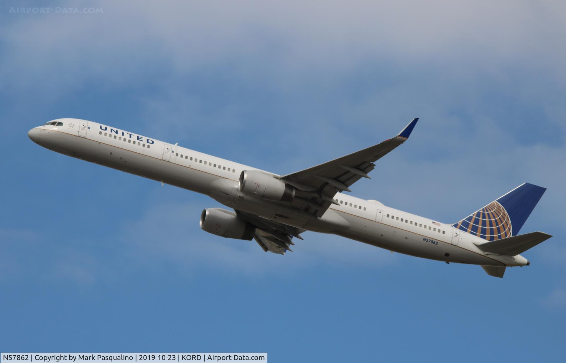 N57862, 2001 Boeing 757-33N C/N 32586, Boeing 757-33N