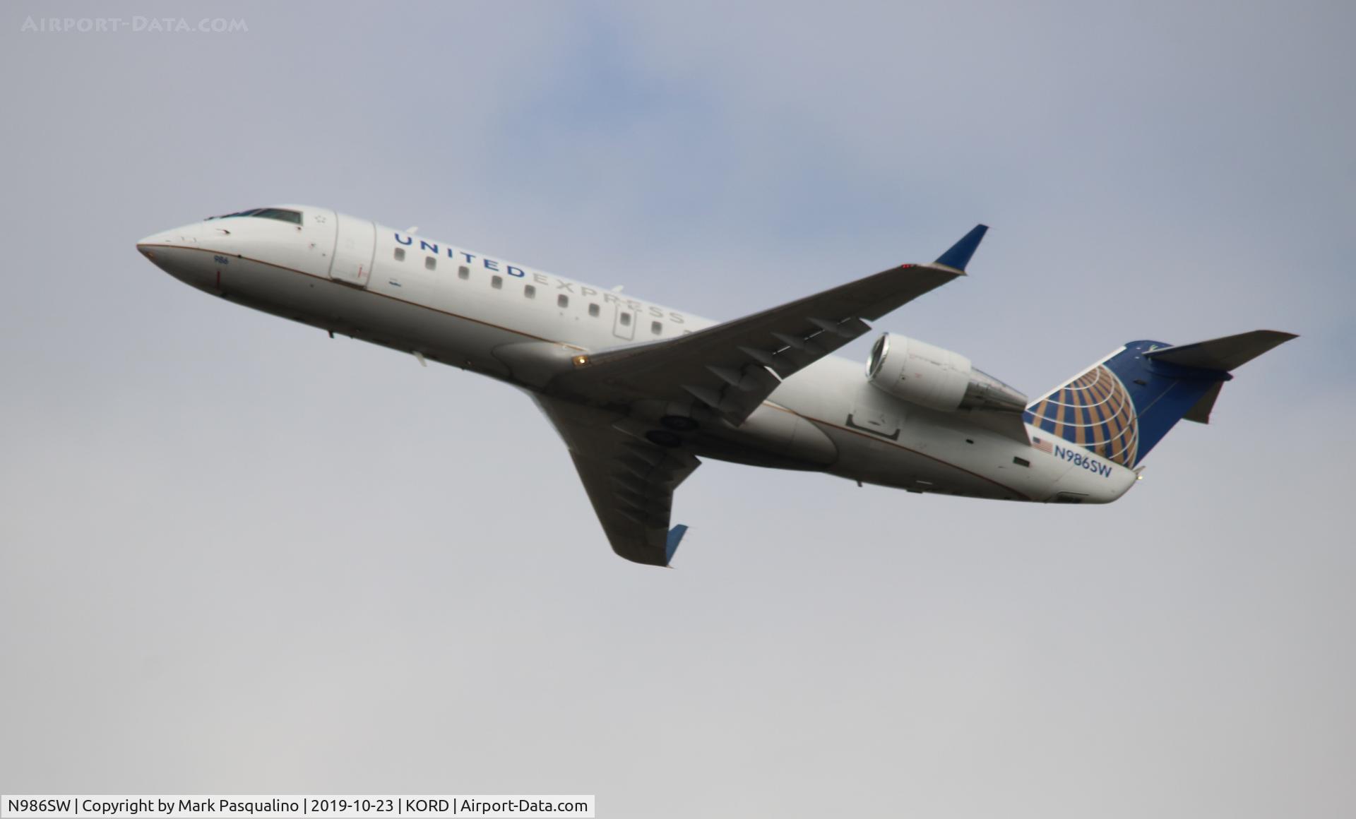 N986SW, 2004 Bombardier CRJ-200ER (CL-600-2B19) C/N 7967, CL-600-2B19