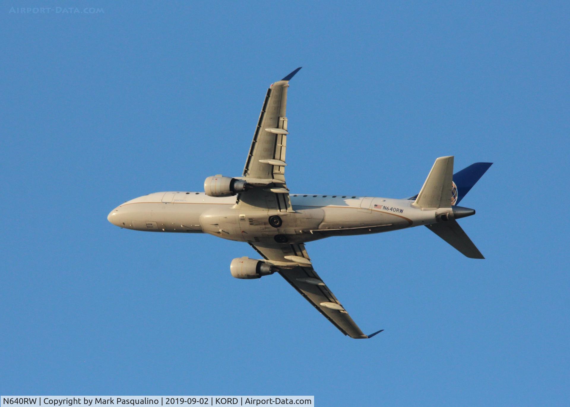 N640RW, 2004 Embraer 170SE (ERJ-170-100SE) C/N 17000058, ERJ-170-100SE