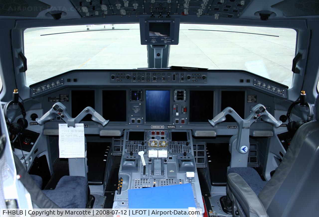 F-HBLB, 2007 Embraer 190LR (ERJ-190-100LR) C/N 19000060, I like theses Concorde style yokes !