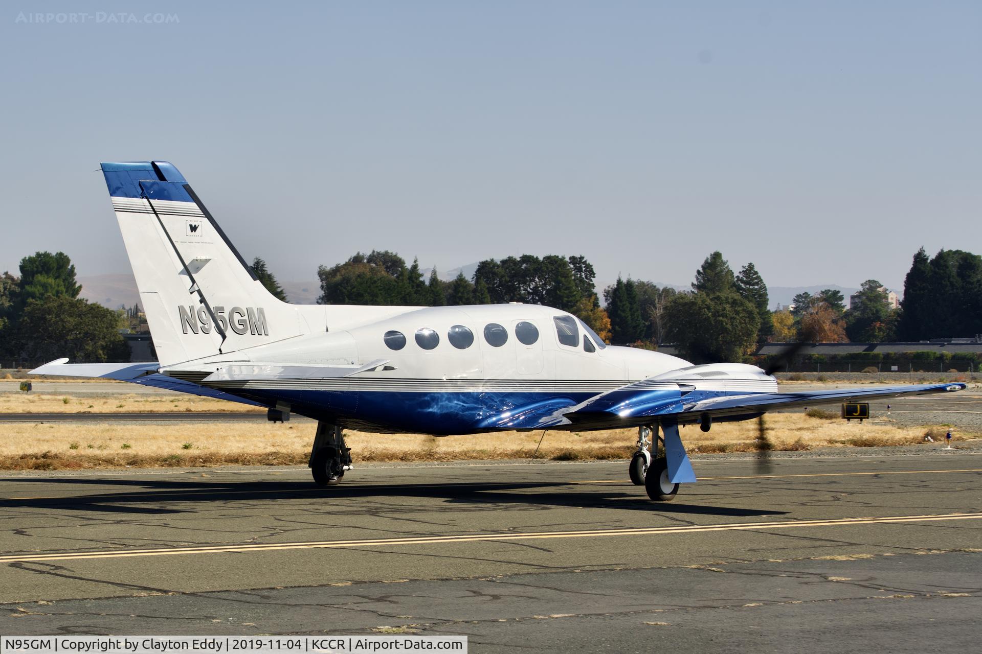 N95GM, 1980 Cessna 421C Golden Eagle Golden Eagle C/N 421C-0821, Buchanan Field Concord California 2019.