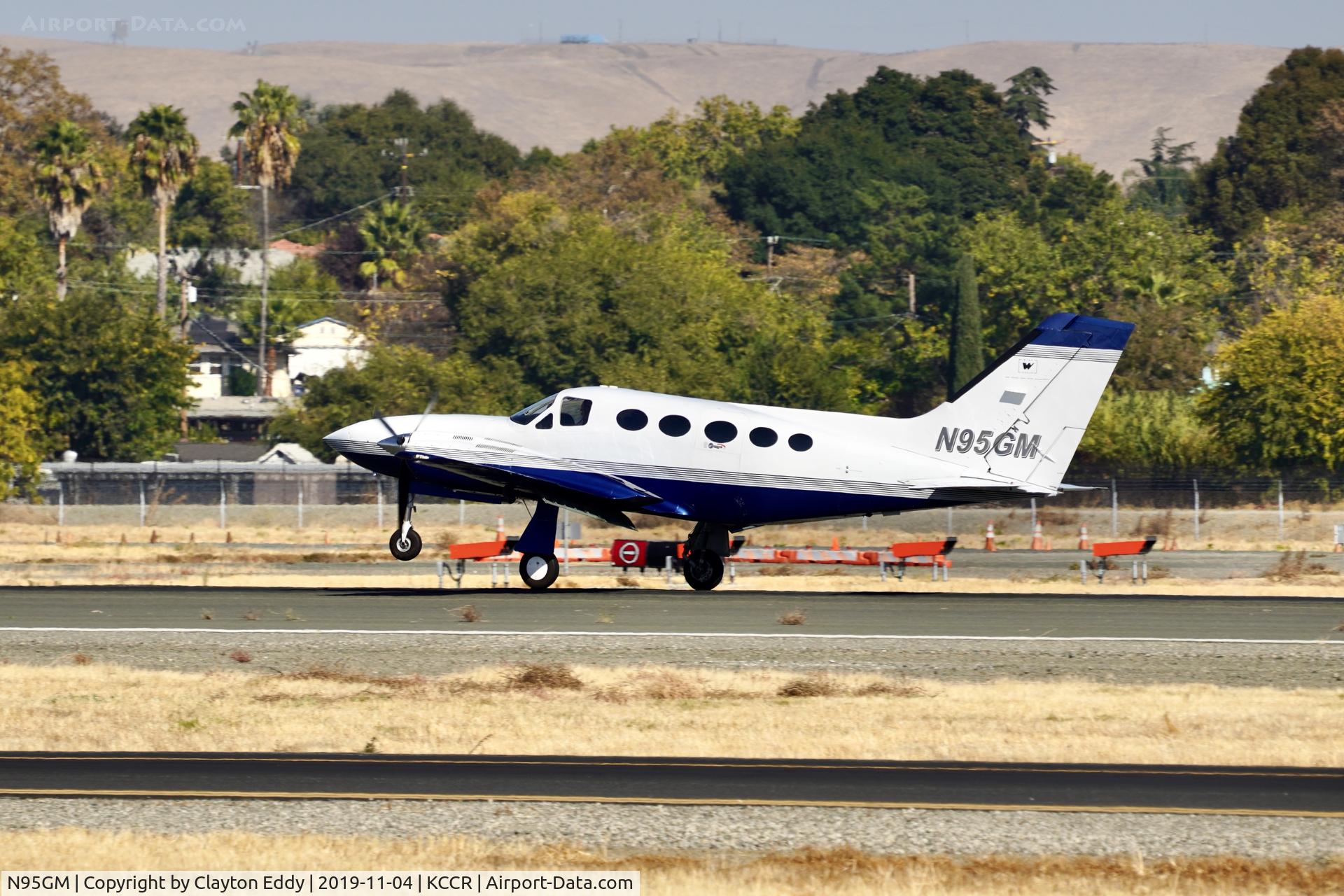 N95GM, 1980 Cessna 421C Golden Eagle Golden Eagle C/N 421C-0821, Buchanan Field Concord California 2019.