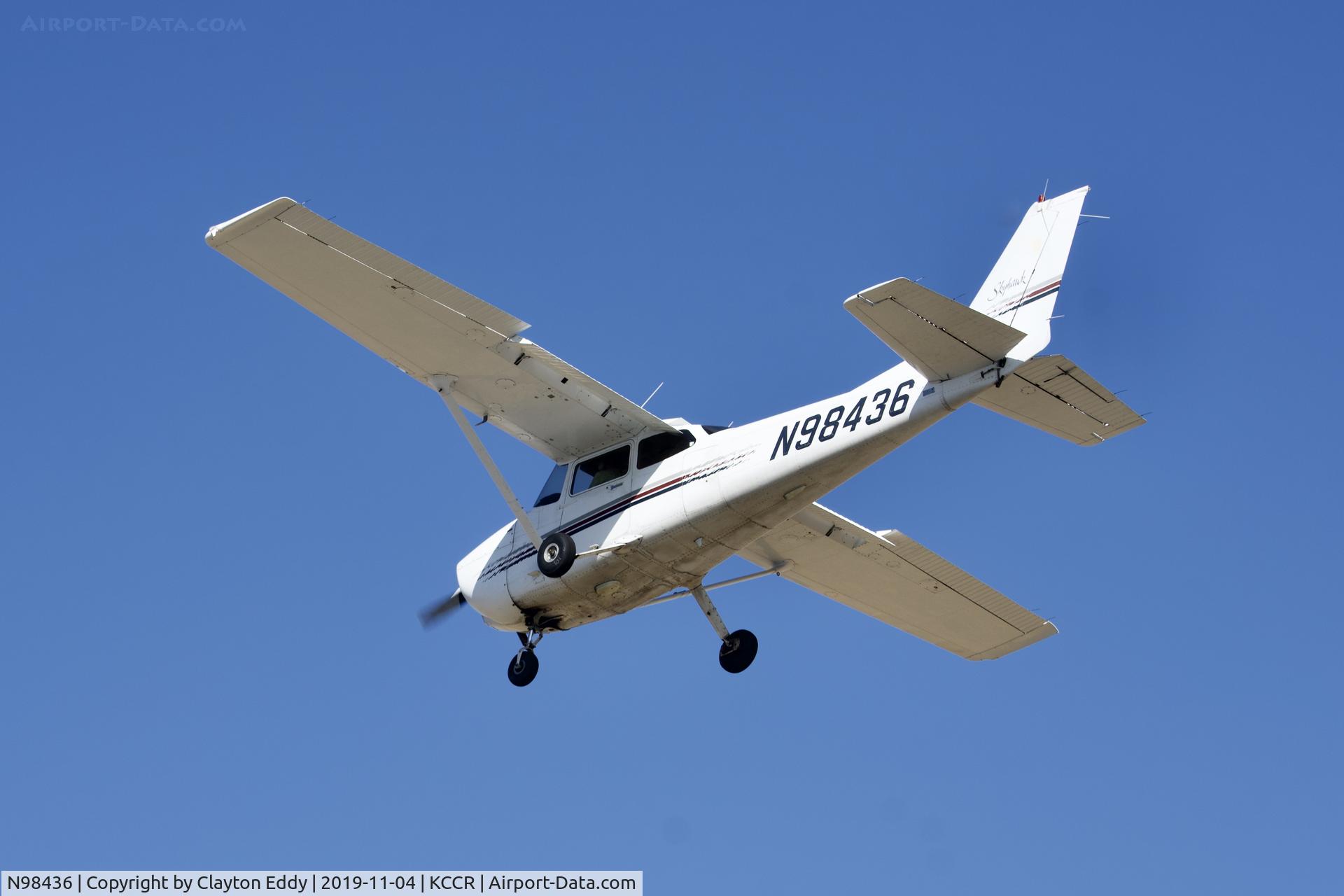 N98436, 1998 Cessna 172R C/N 17280612, Buchanan Field Concord California 2019.
