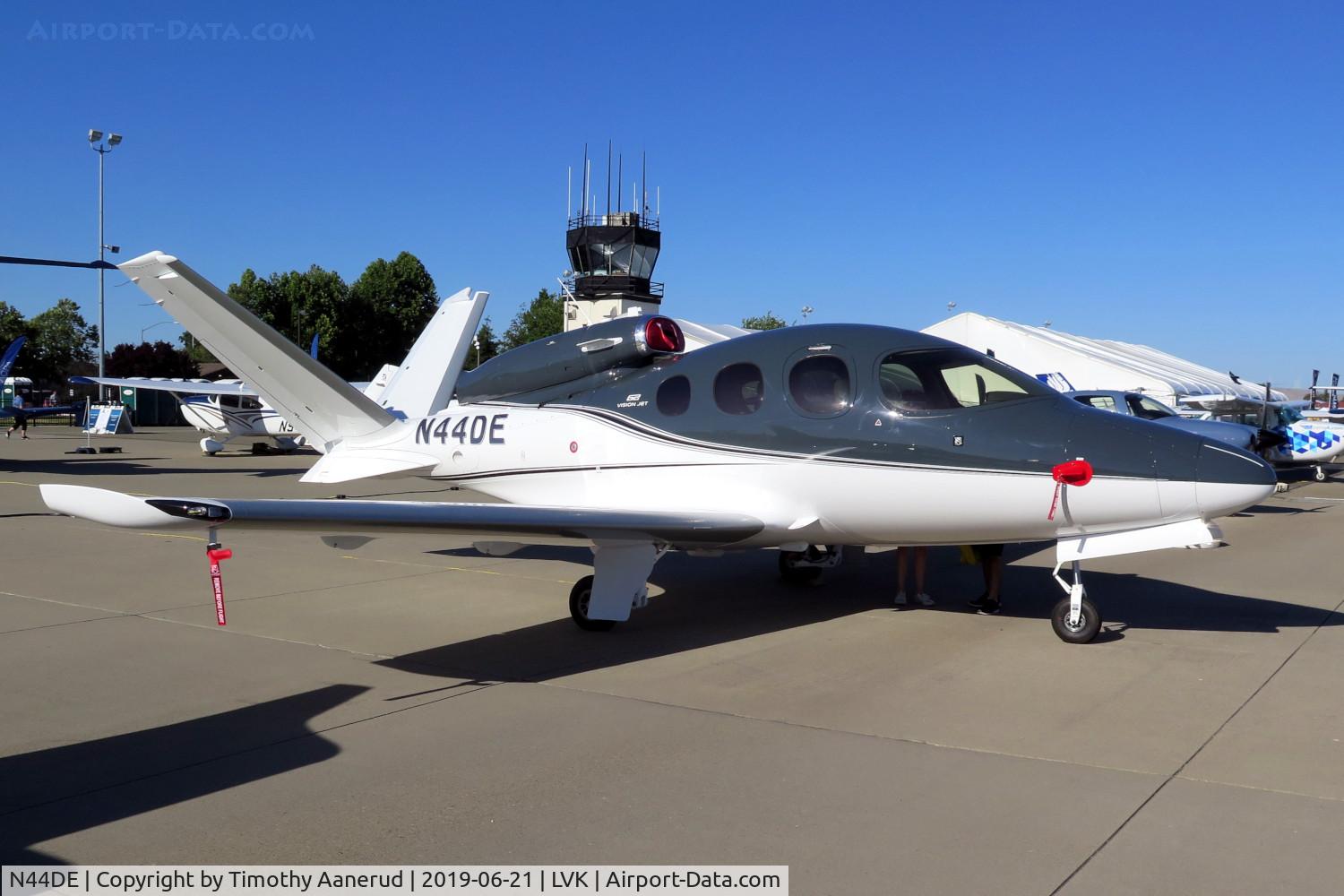 N44DE, 2019 Cirrus SF50 Vision C/N 0117, 2019 Cirrus SF50, c/n: 0117, 2019 AOPA Livermore Fly-In