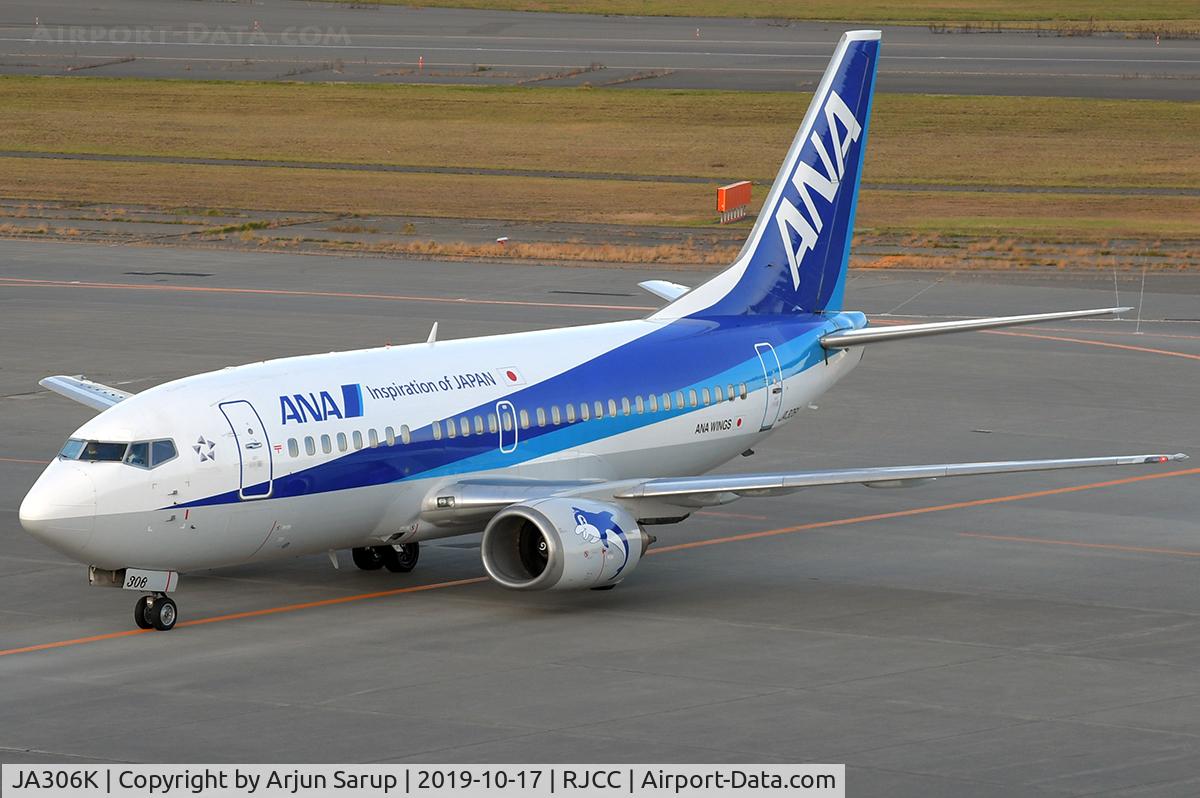 JA306K, 1999 Boeing 737-54K C/N 29794/3109, Arriving at Sapporo as NH1227 from Sendai.