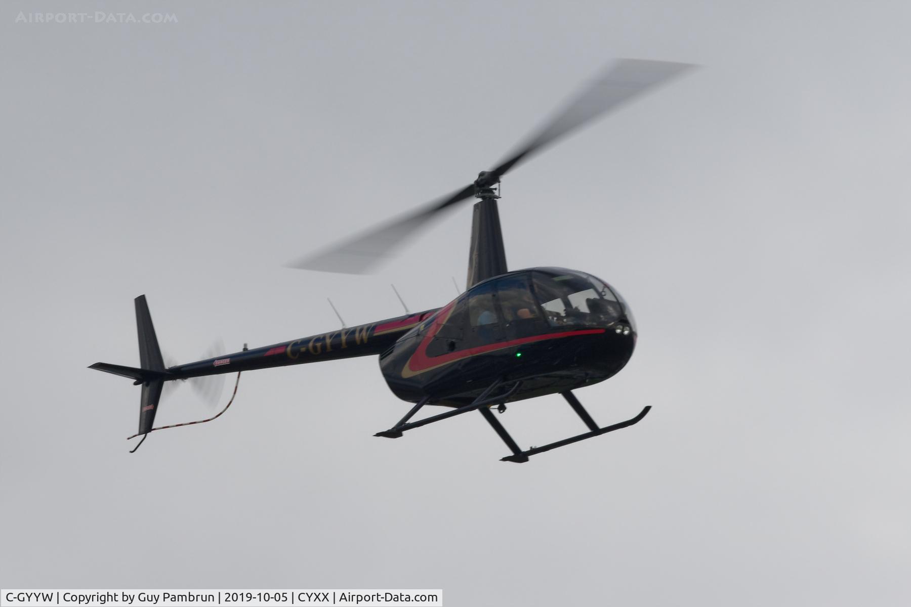 C-GYYW, 2011 Robinson R44 II C/N 13163, Landing