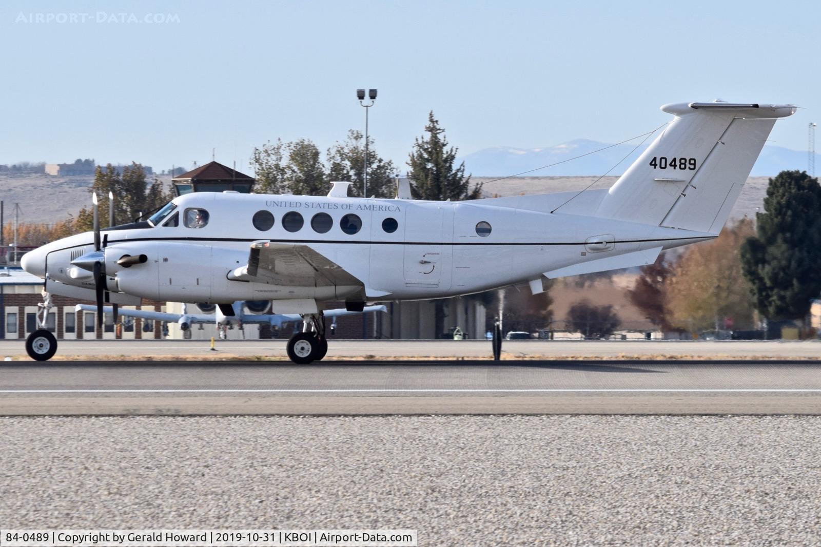 84-0489, 1984 Beech C-12T-3 Huron C/N BL-123, Take off run on RWY 10L.
