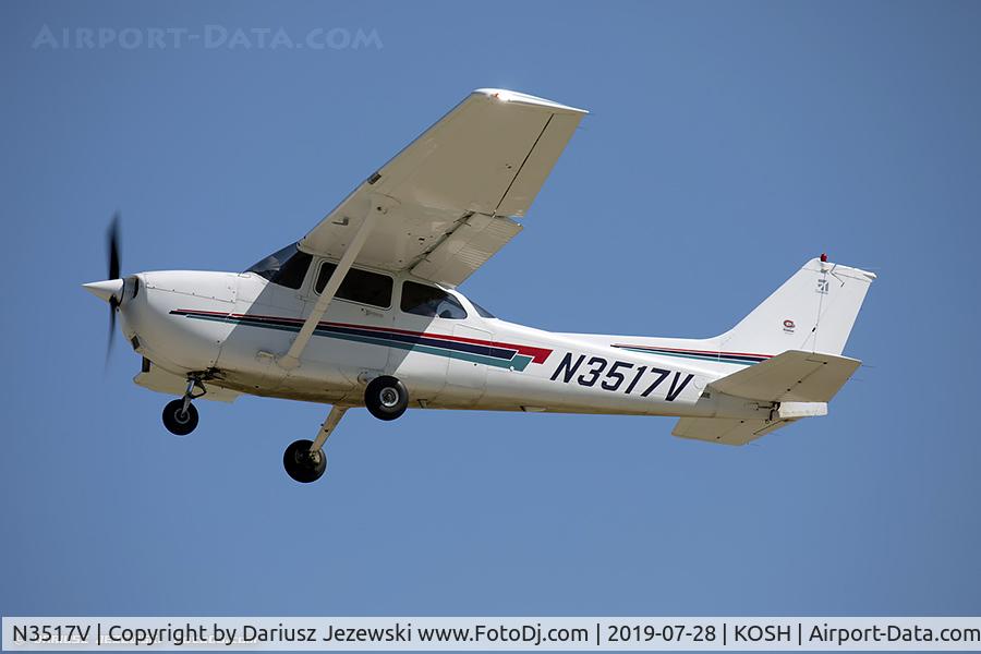 N3517V, 2001 Cessna 172R C/N 17281082, Cessna 172R Skyhawk  C/N 17281082, N3517V