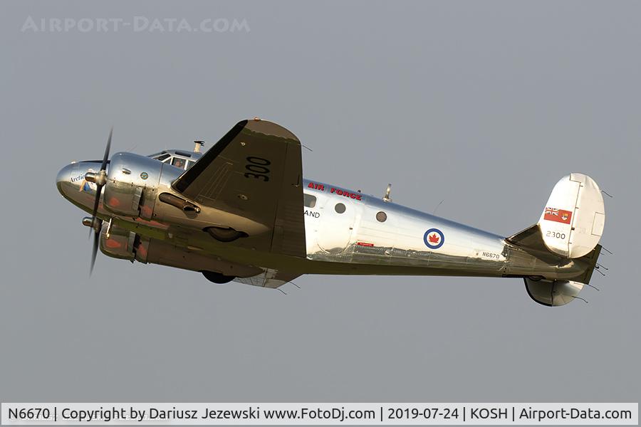 N6670, 1952 Beech 3N Expeditor C/N CA-98, Beech 3N Twin Beech  C/N CA-98, N6670