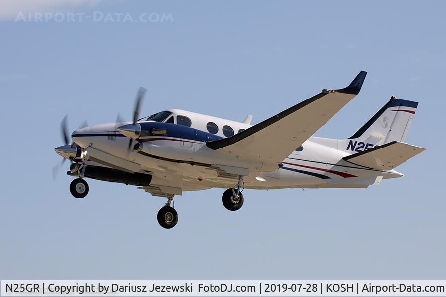 N25GR, 1996 Raytheon C90A King Air C/N LJ-1440, Raytheon C90A King Air  C/N LJ-1440, N25GR