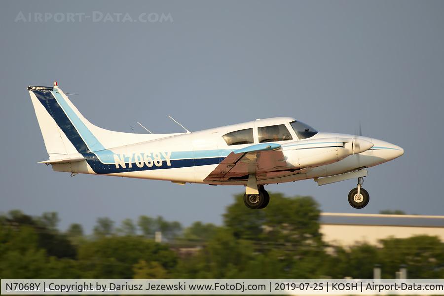 N7068Y, 1963 Piper PA-30 Twin Comanche C/N 30-81, Piper PA-30 Twin Comanche  C/N 30-81, N7068Y