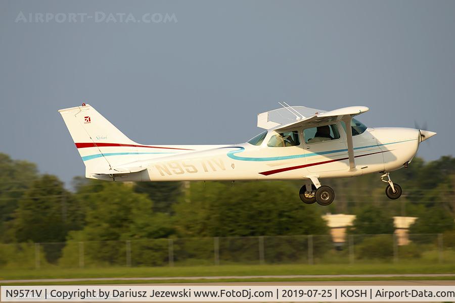 N9571V, 1974 Cessna 172M C/N 17264373, Cessna 172M Skyhawk  C/N 17264373, N9571V