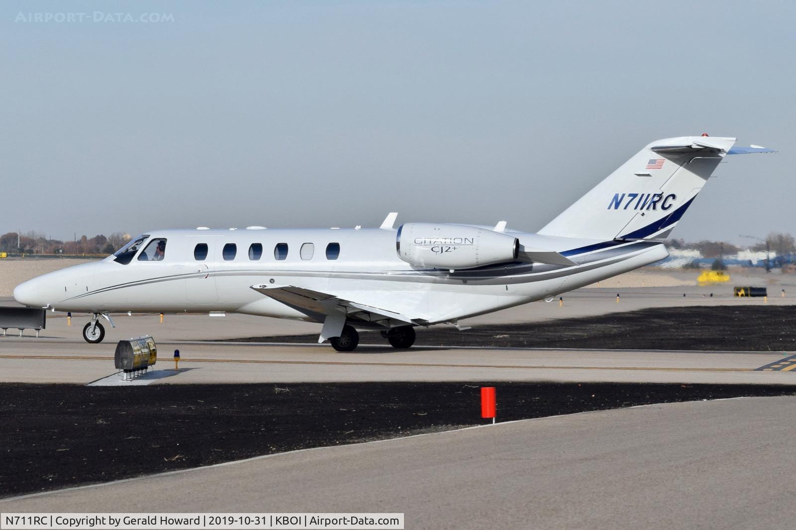 N711RC, 2008 Cessna 525A C/N 525A0428, Taxiing from the north GA ramp.