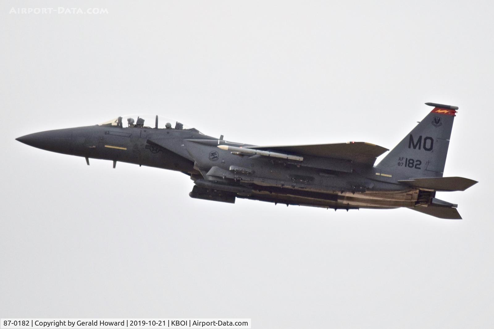 87-0182, 1987 McDonnell Douglas F-15E Strike Eagle C/N 1047/E022, Low approach to RWY 10R. 366th Fighter Wing, Mountain Home AFB, Idaho.