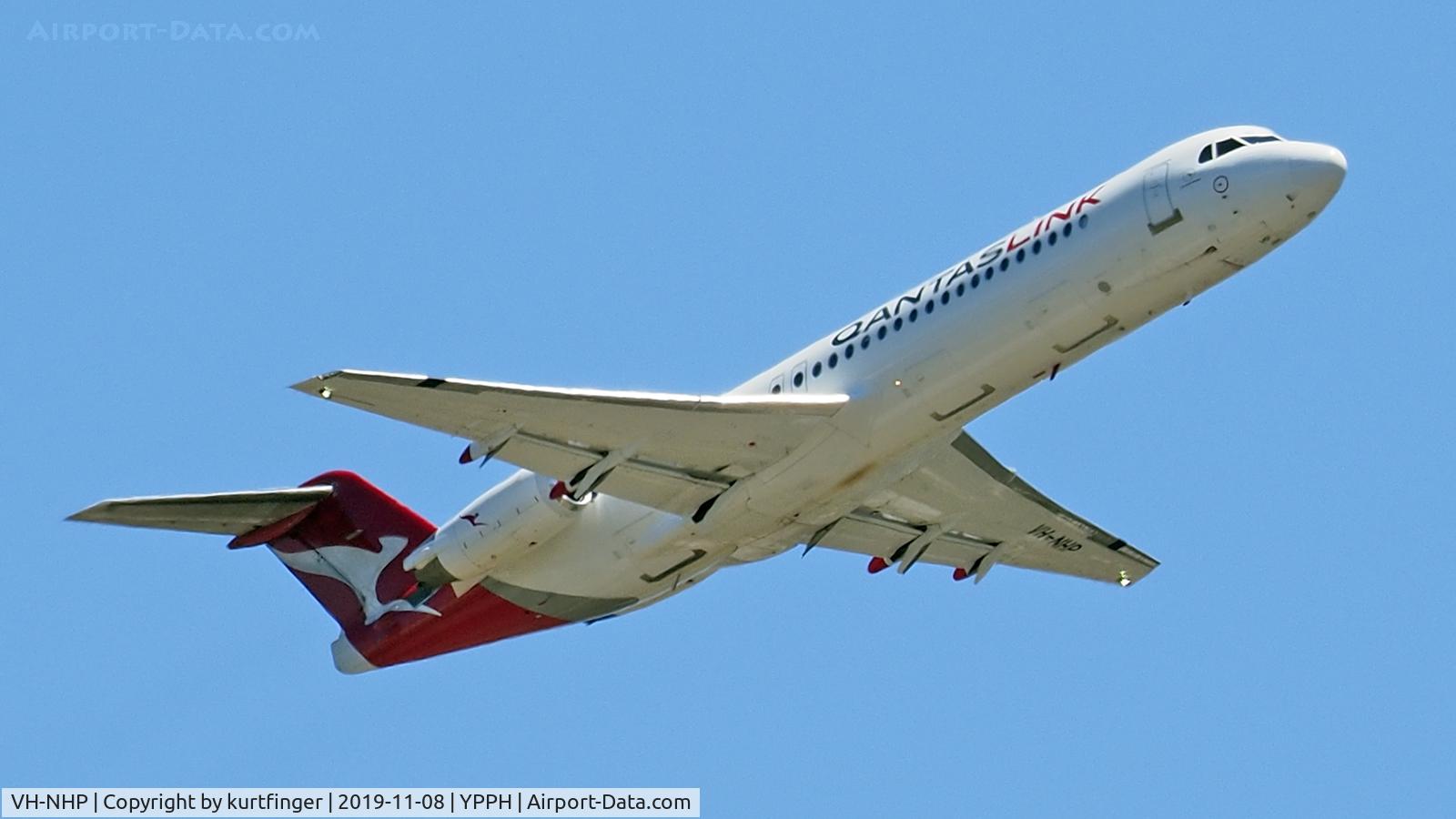 VH-NHP, 1992 Fokker 100 (F-28-0100) C/N 11399, Fokker 100 QantasLink VH-NHP departed rwy 06 YPPH 081119.
