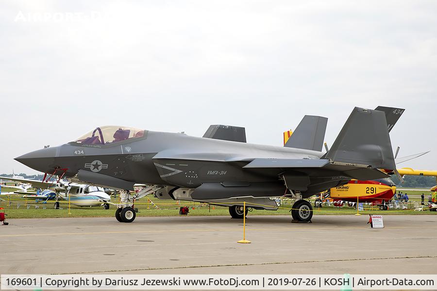 169601, 2016 Lockheed Martin F-35C Lightning II C/N CF-35, F-35C Lightning II 169601 VW-434 from VMFA-314 