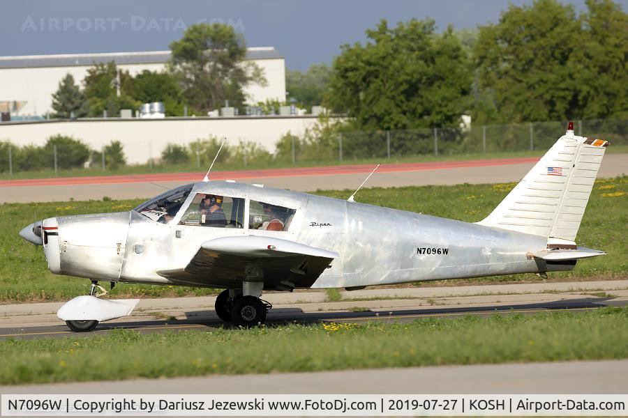 N7096W, 1962 Piper PA-28-180 C/N 28-883, Piper PA-28-180 Cherokee  C/N 28-883, N7096W