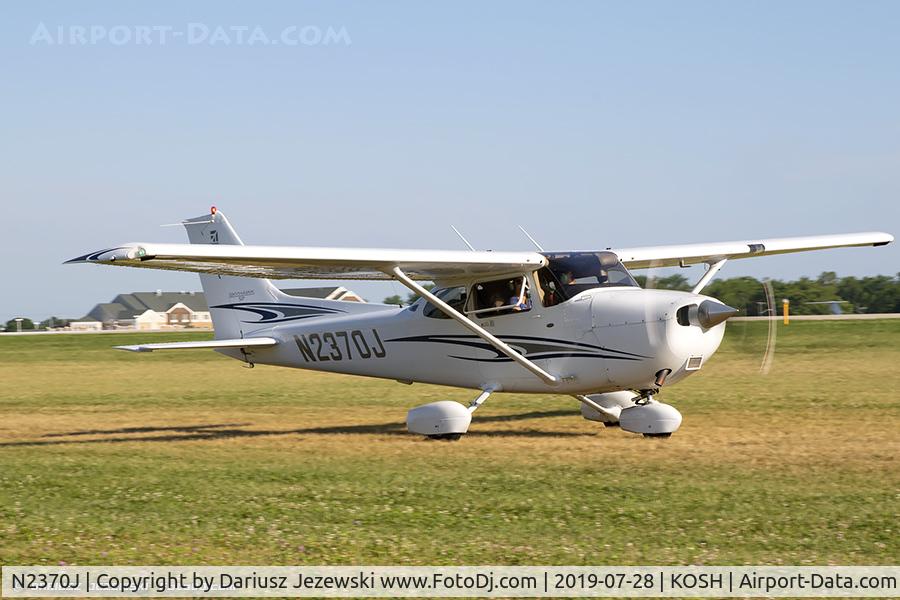 N2370J, 2005 Cessna 172S C/N 172S10100, Cessna 172S Skyhawk  C/N 172S10100, N2370J