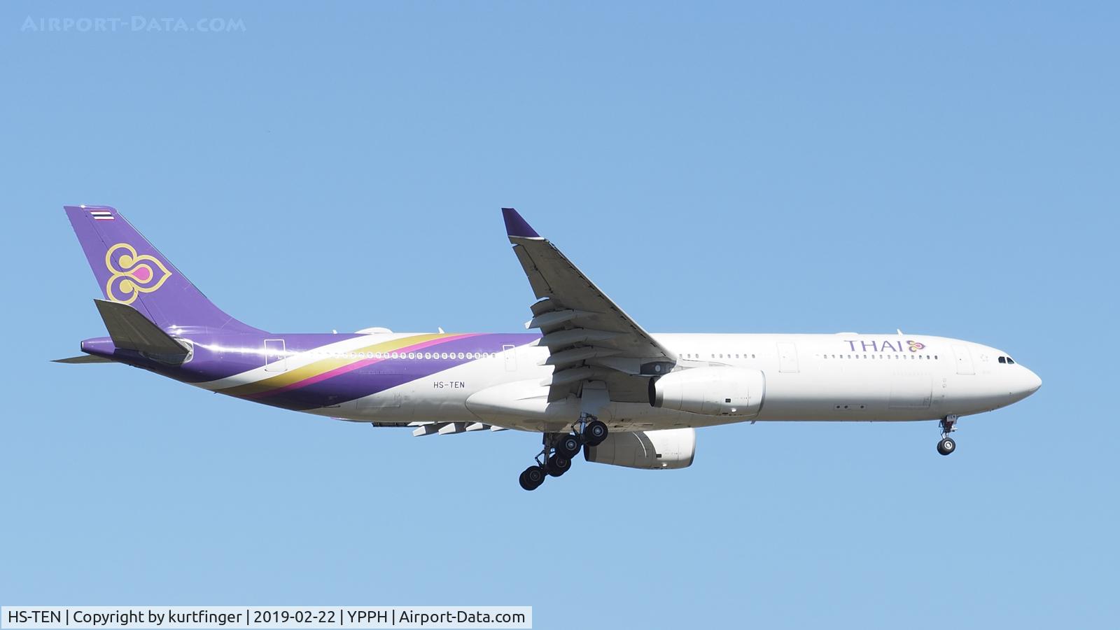 HS-TEN, 2009 Airbus A330-343X C/N 990, Airbus A330-343 Thai HS-TEN Hyne Road, final R21 220219 16.