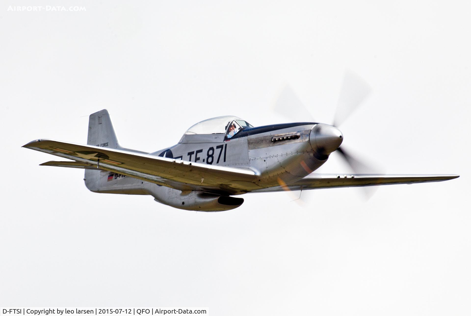 D-FTSI, North American TF-51D Mustang C/N 122-40411, Duxford 12.7.2015