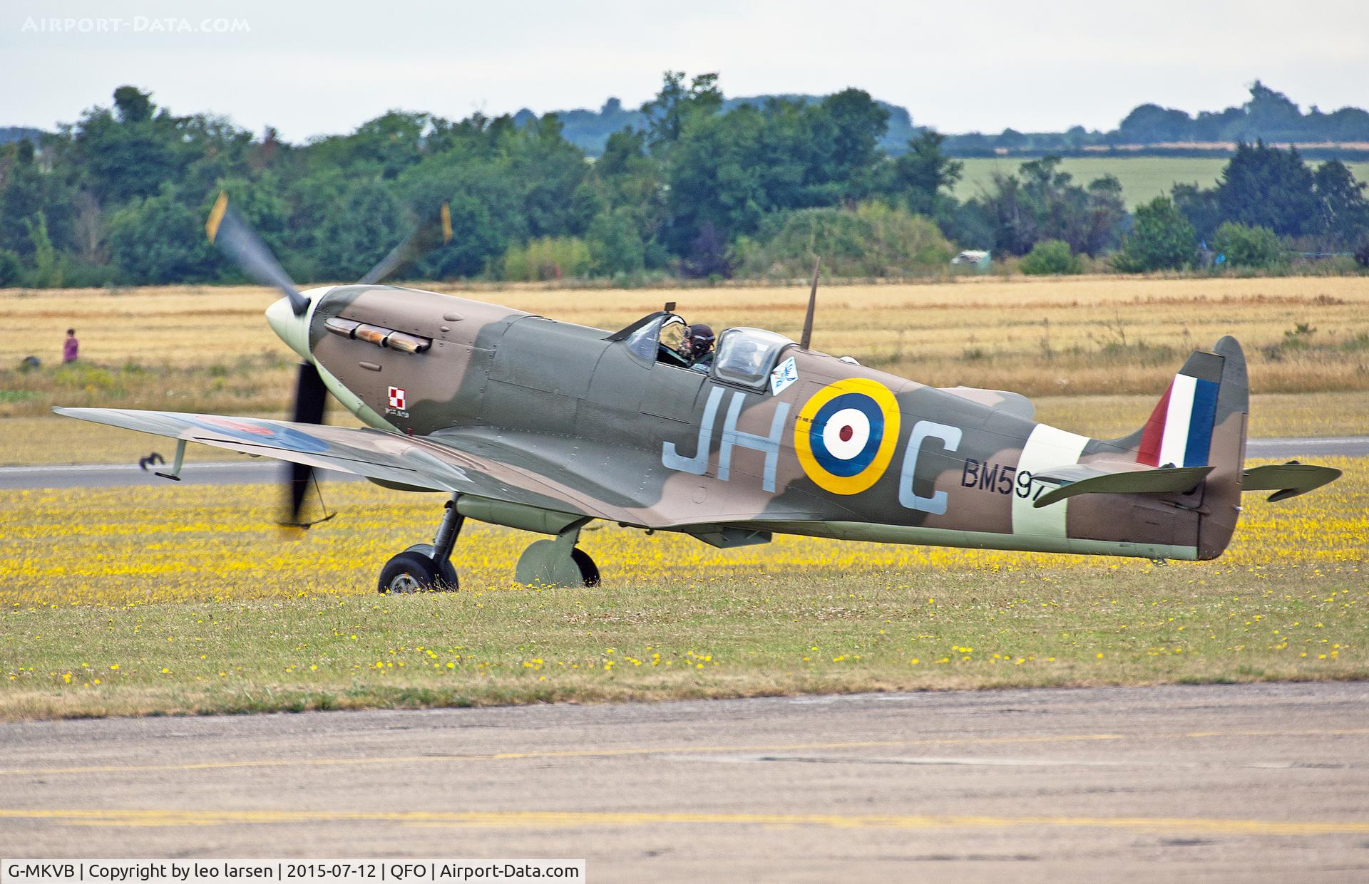 G-MKVB, 1942 Supermarine 349 Spitfire LF.Vb C/N CBAF.2461, Duxford 12.7.2015