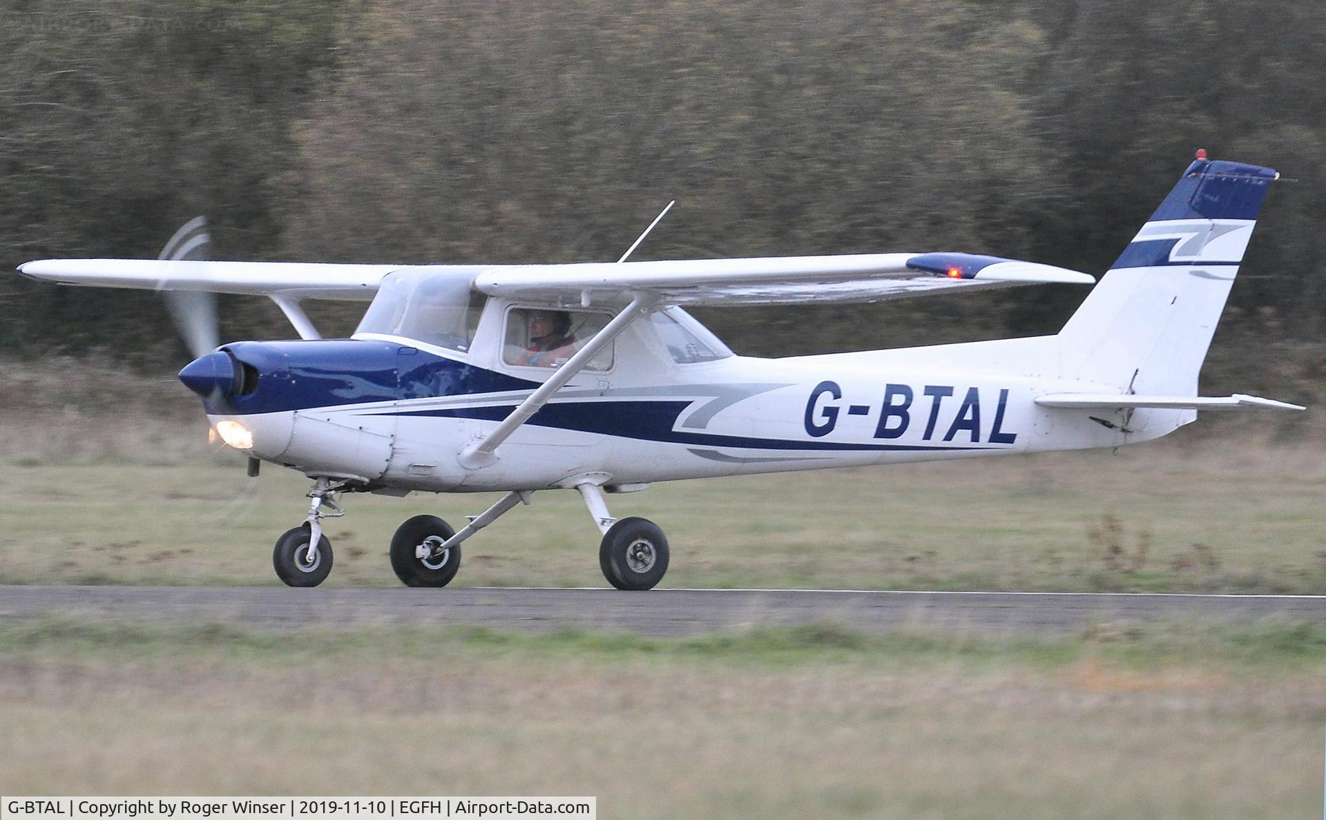 G-BTAL, 1978 Reims Cessna F152 C/N 1444, Visiting F152. departing Runway 22.