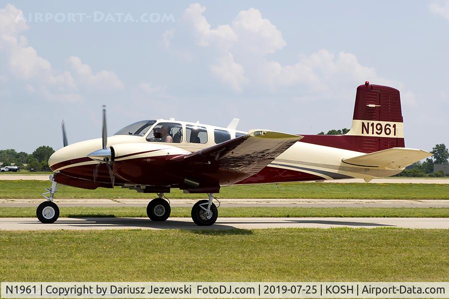 N1961, 1961 Beech D50E Twin Bonanza C/N DH-318, Beech D50E Twin Bonanza  C/N DH318 , N1961
