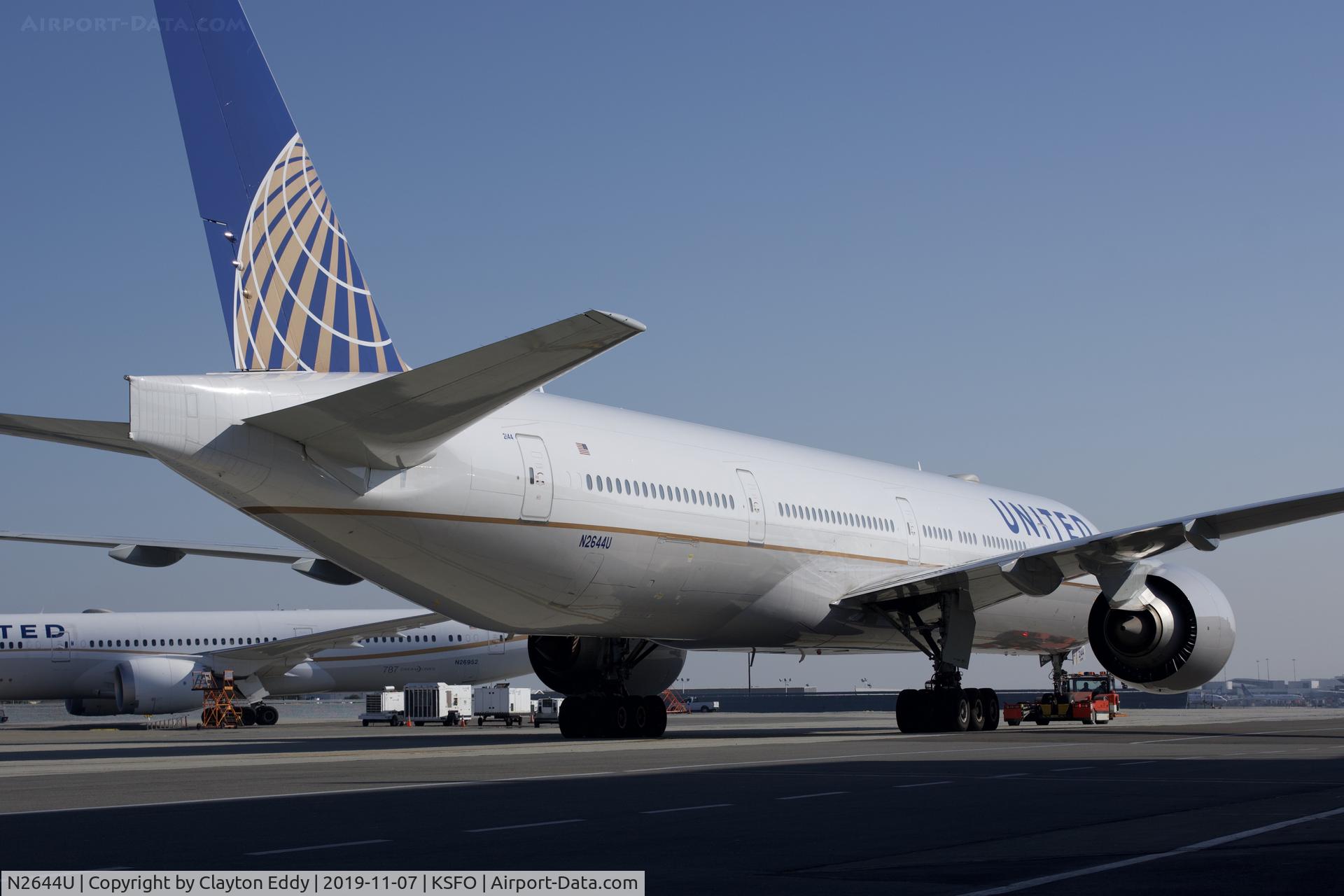 N2644U, 2017 Boeing 777-300/ER C/N 63724, SFO 2019.