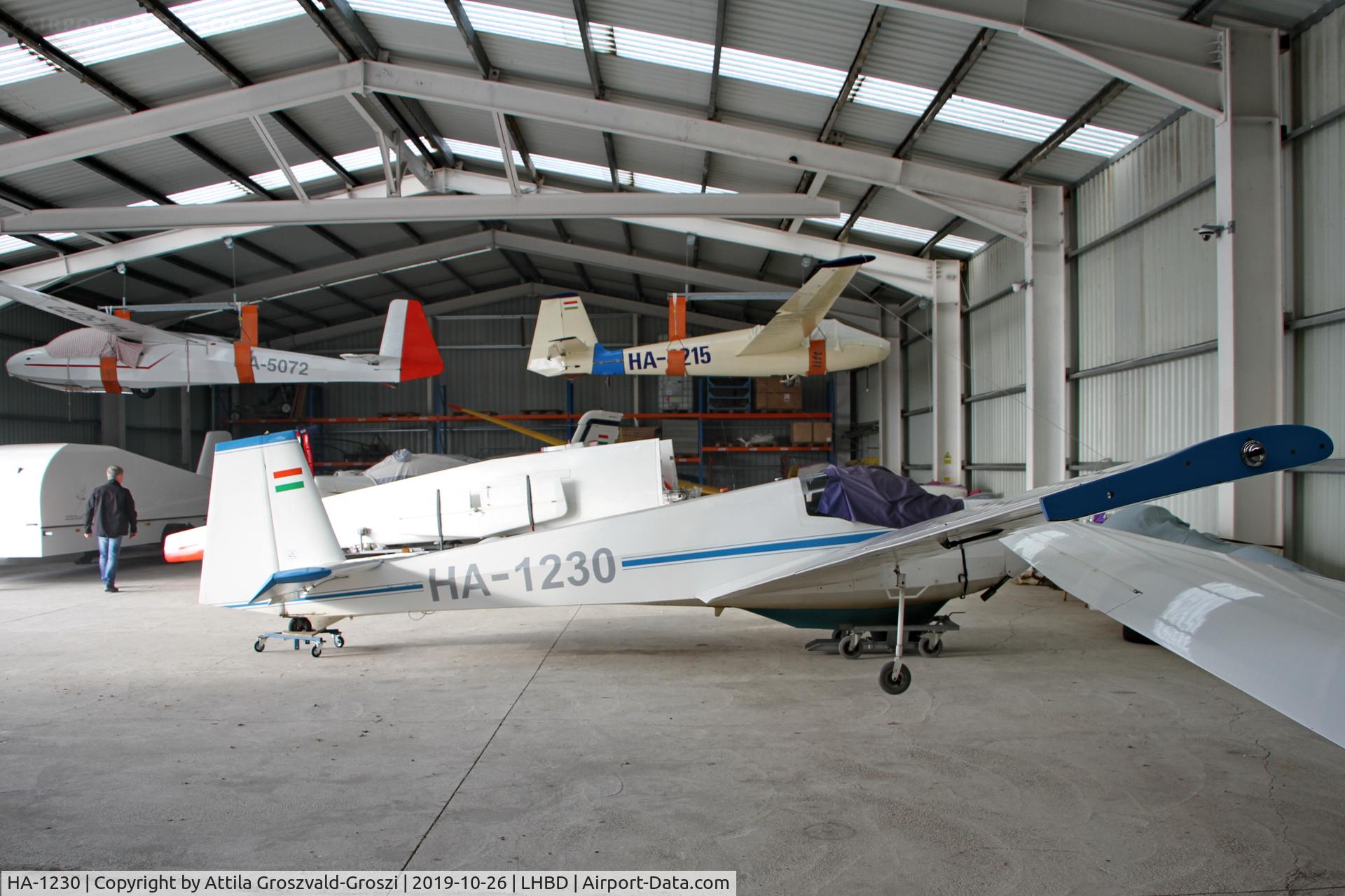 HA-1230, 1971 Scheibe SF-25C Falke C/N 46217C, LHBD - Börgönd Airport, Hungary