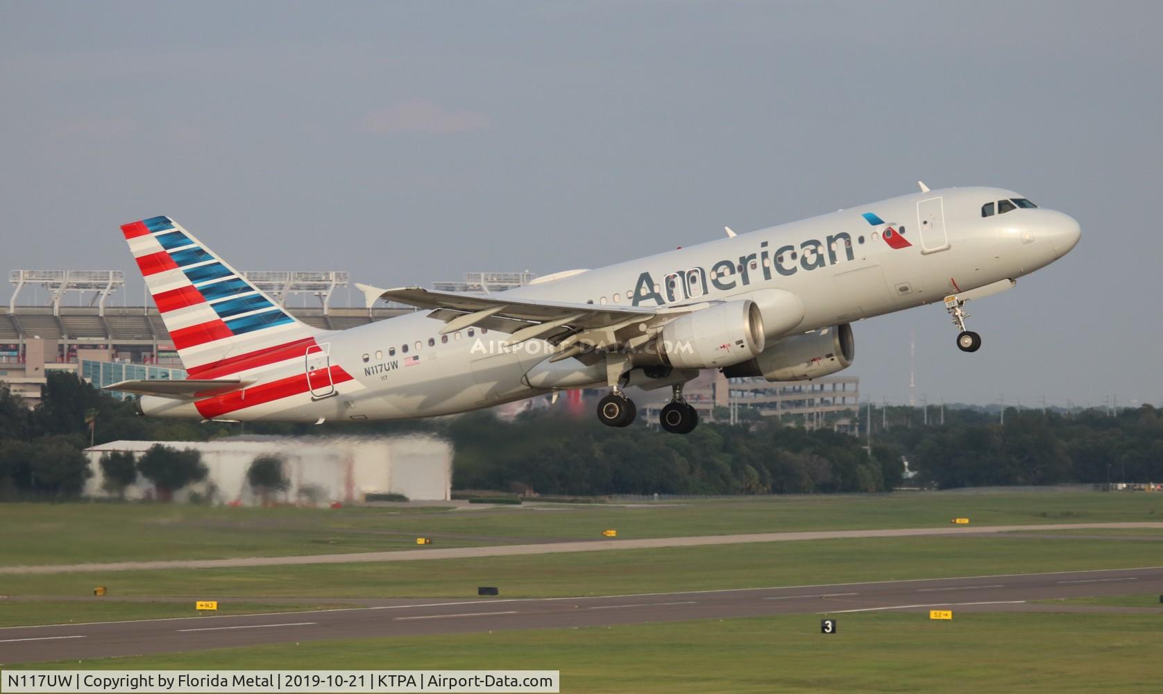 N117UW, 2000 Airbus A320-214 C/N 1224, American