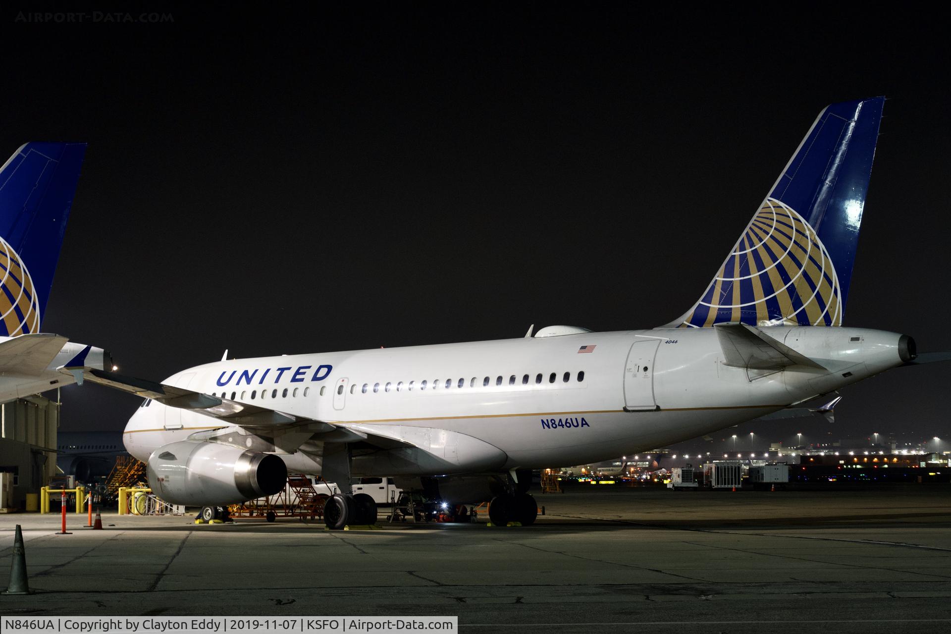 N846UA, 2001 Airbus A319-131 C/N 1600, SFO 2019.